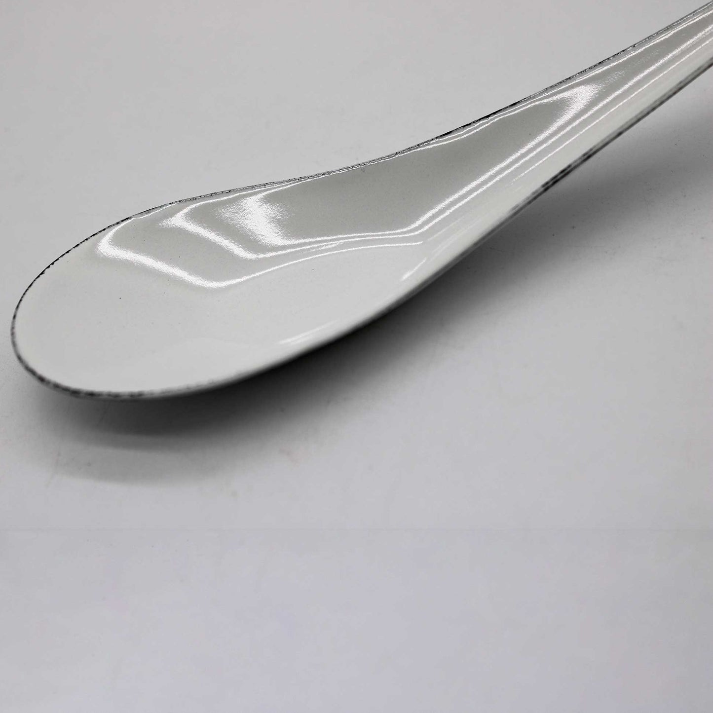 Enamel Renget White