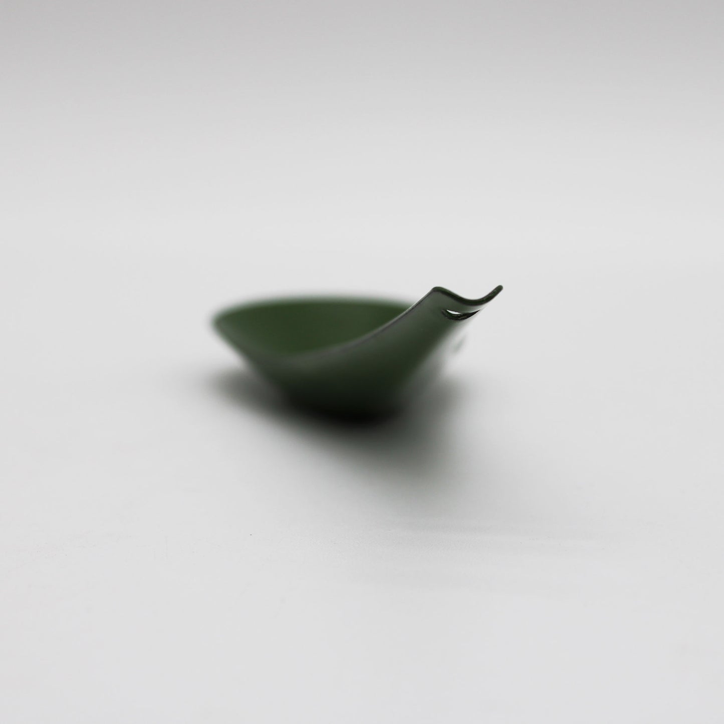 Enamel Renget Green