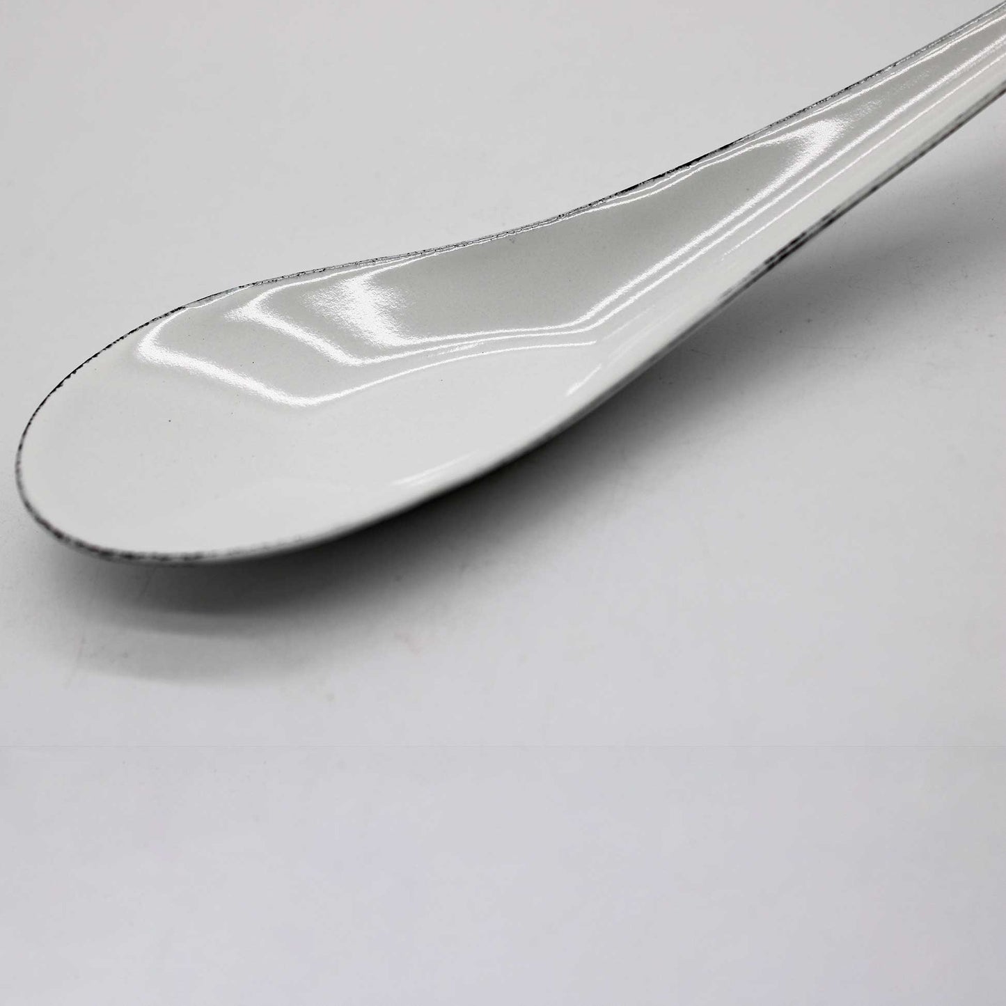 Enamel Renget White