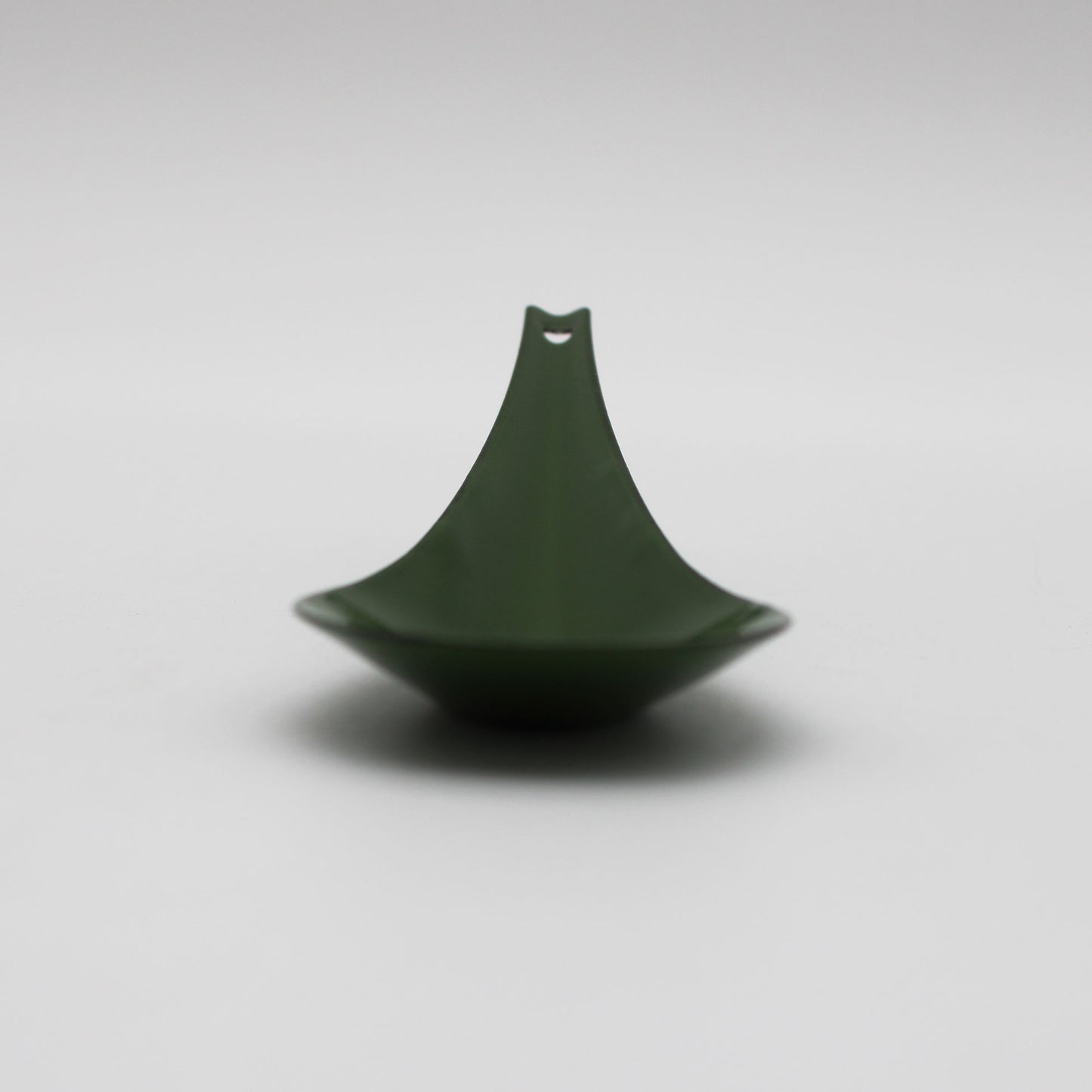 Enamel Renget Green