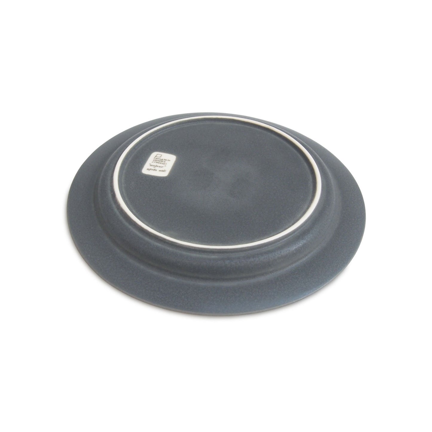 Plate unjour apres midi plate rainy gray