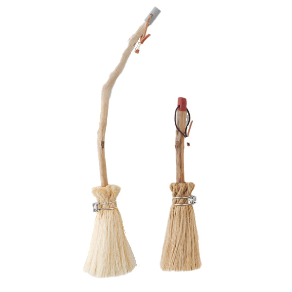 Driftwood and Rope Broom BEIGE