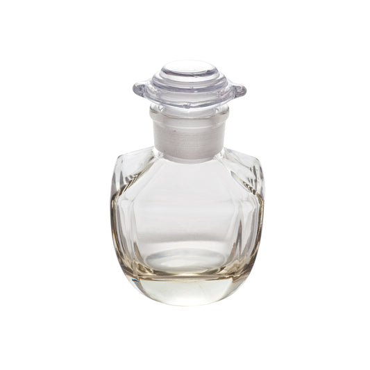 Square soy sauce dispenser