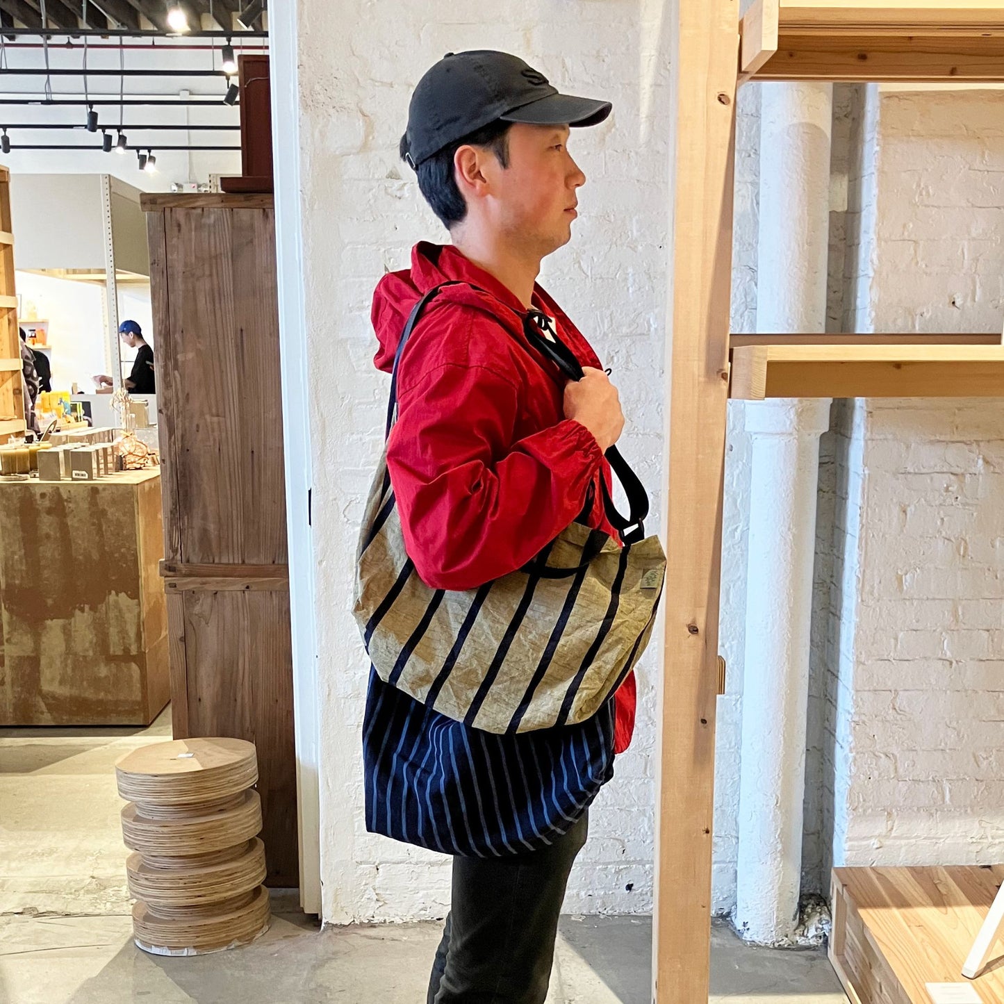 STRAP BAG