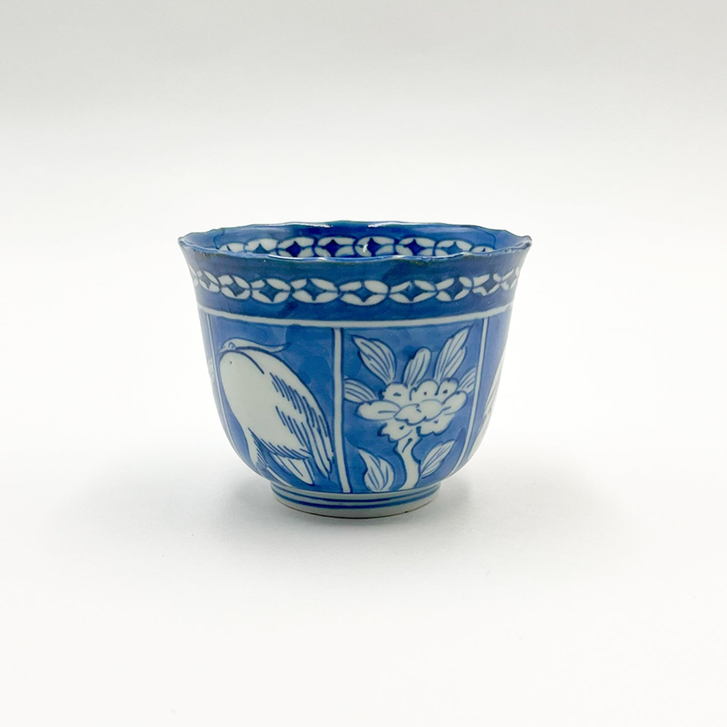 VINTAGE Tea Cup A