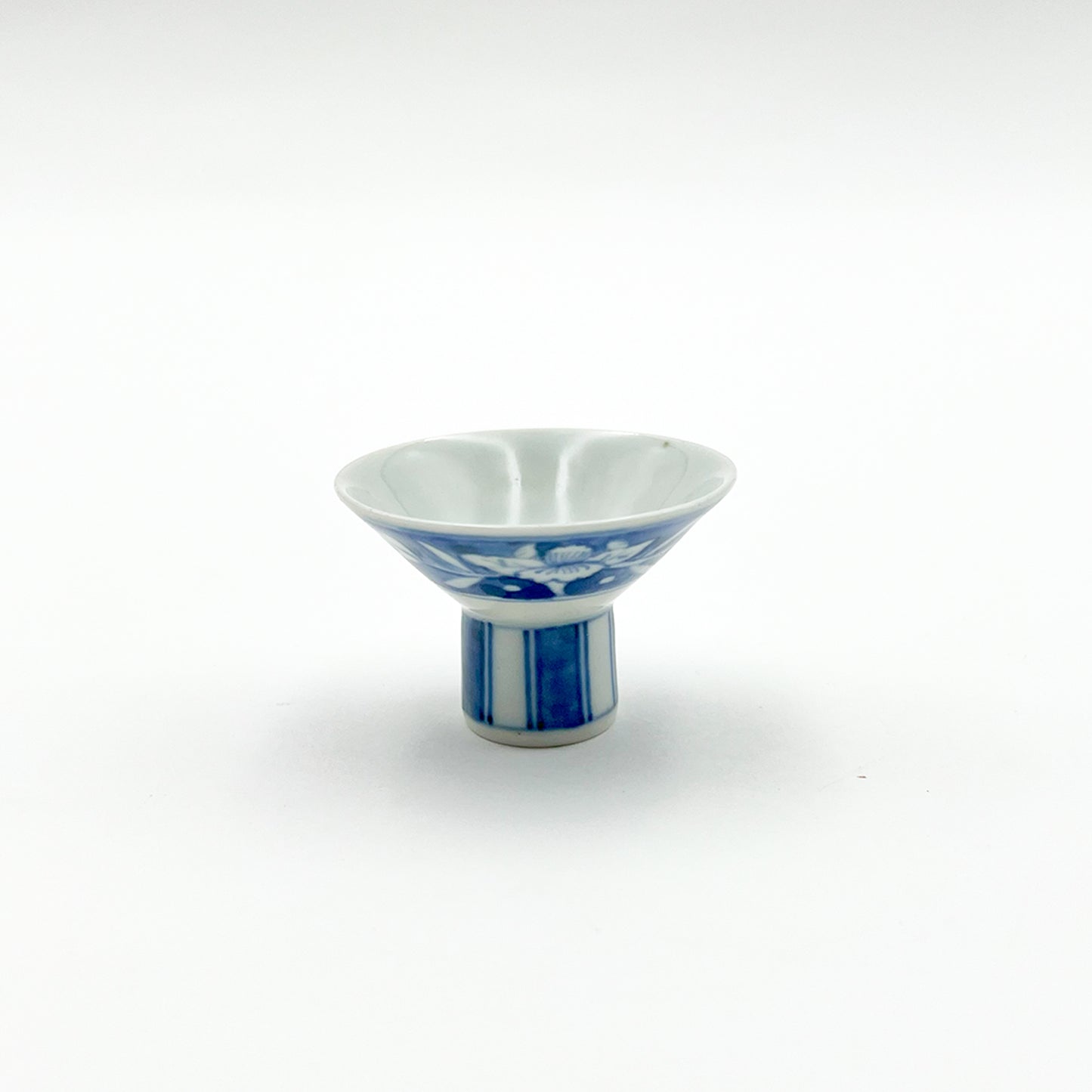 VINTAGE Pedestal Sake Cup B