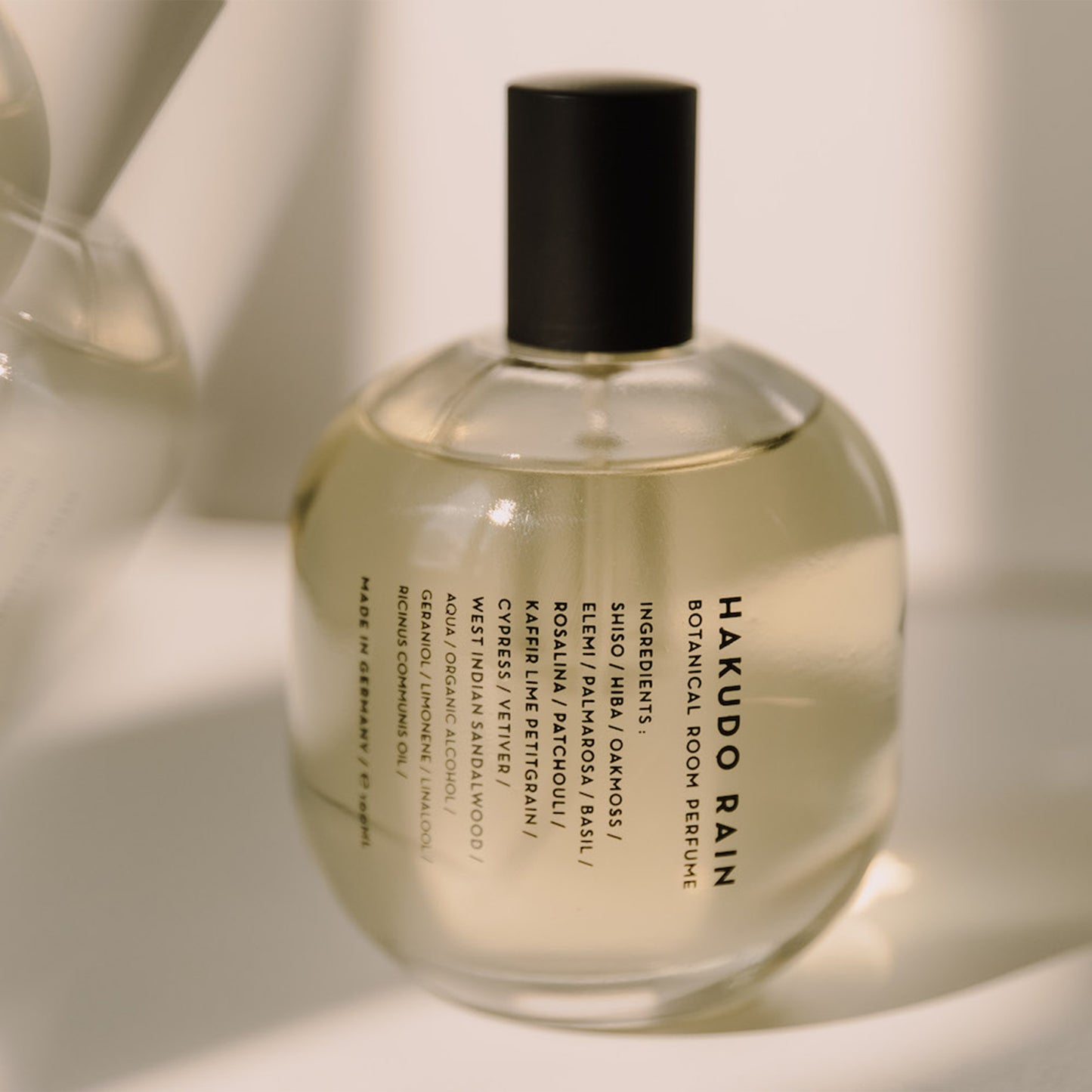 RAIN Botanical Room Perfume