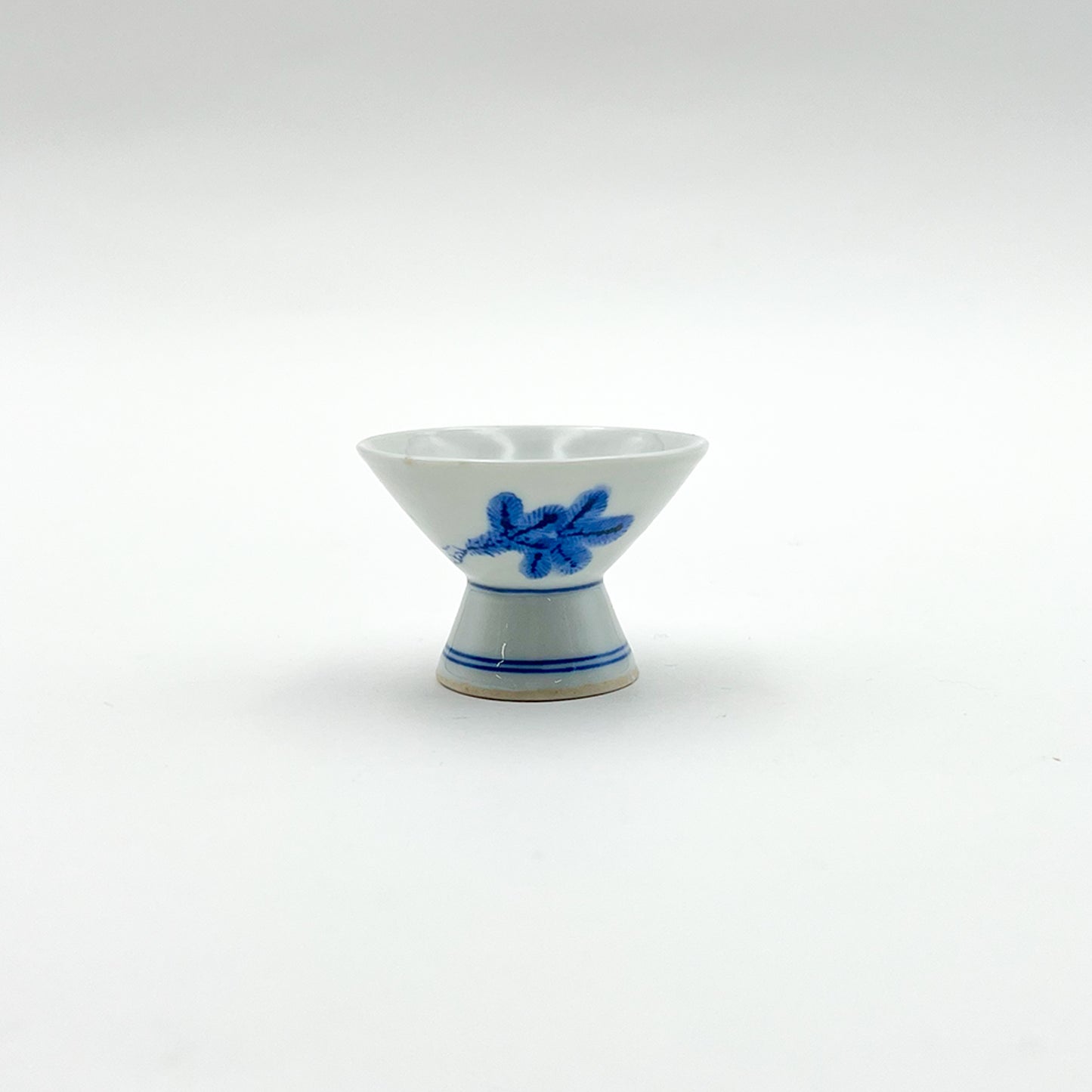VINTAGE Pedestal Sake Cup A