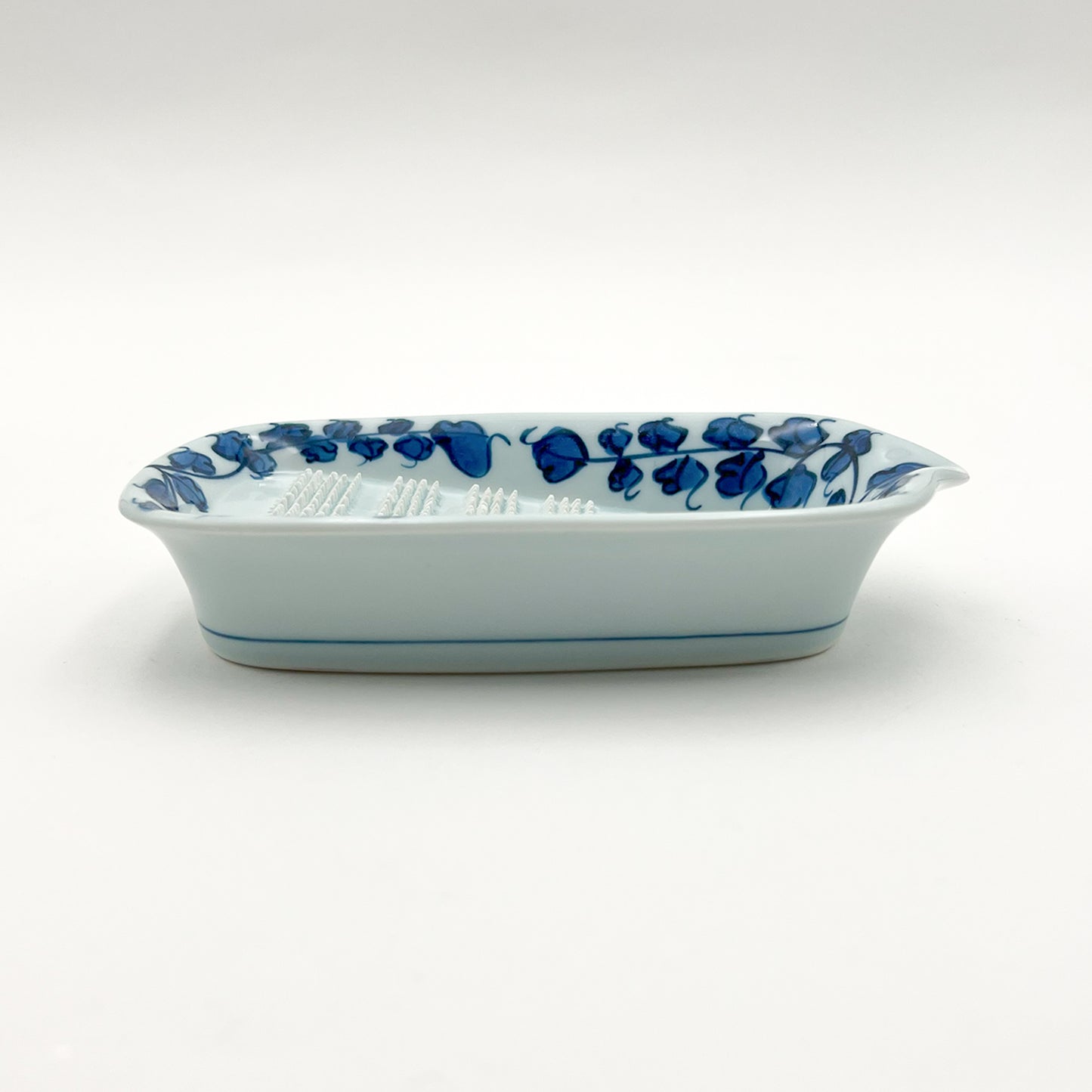 VINTAGE BW Grated Radish Dish