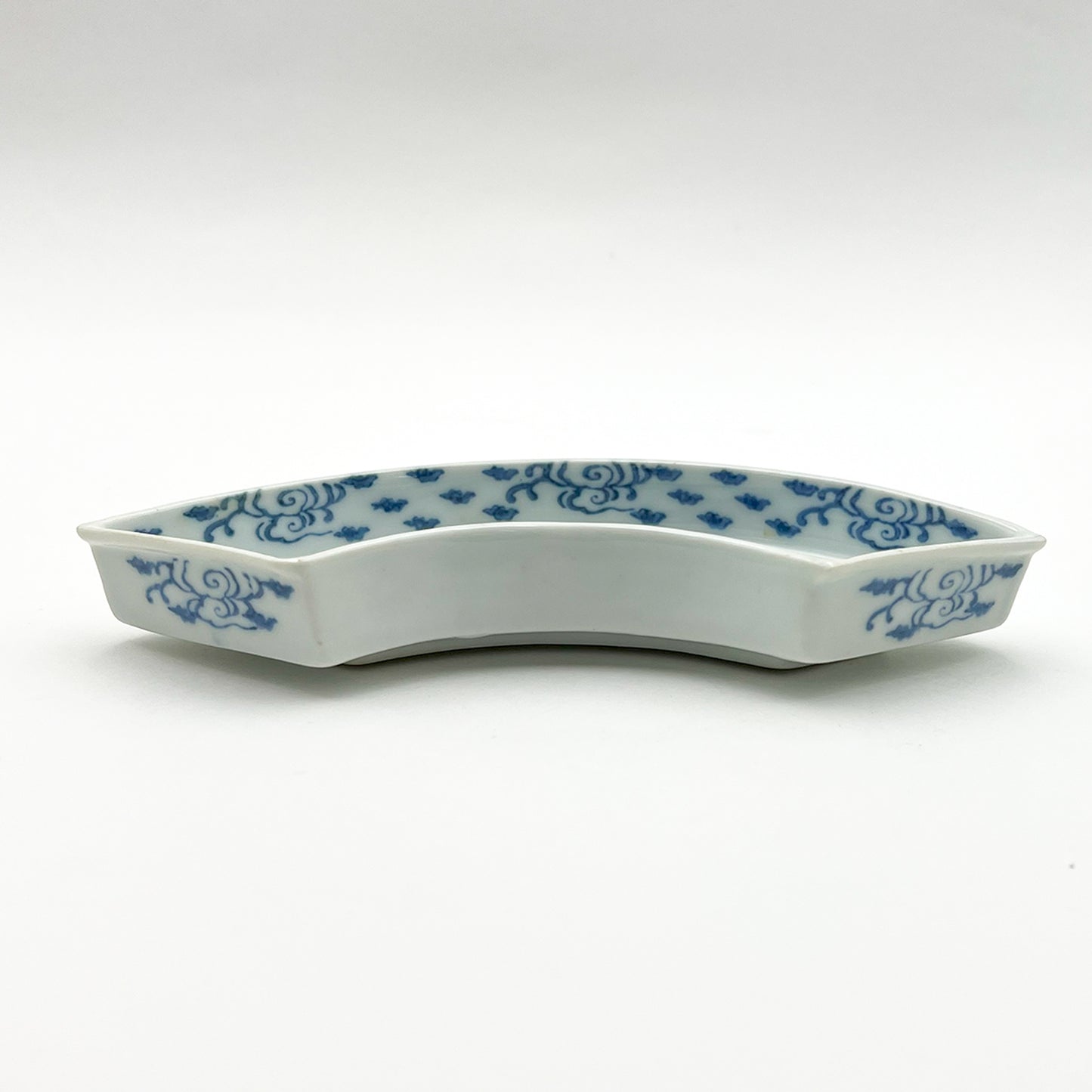 VINTAGE Medium Plate A