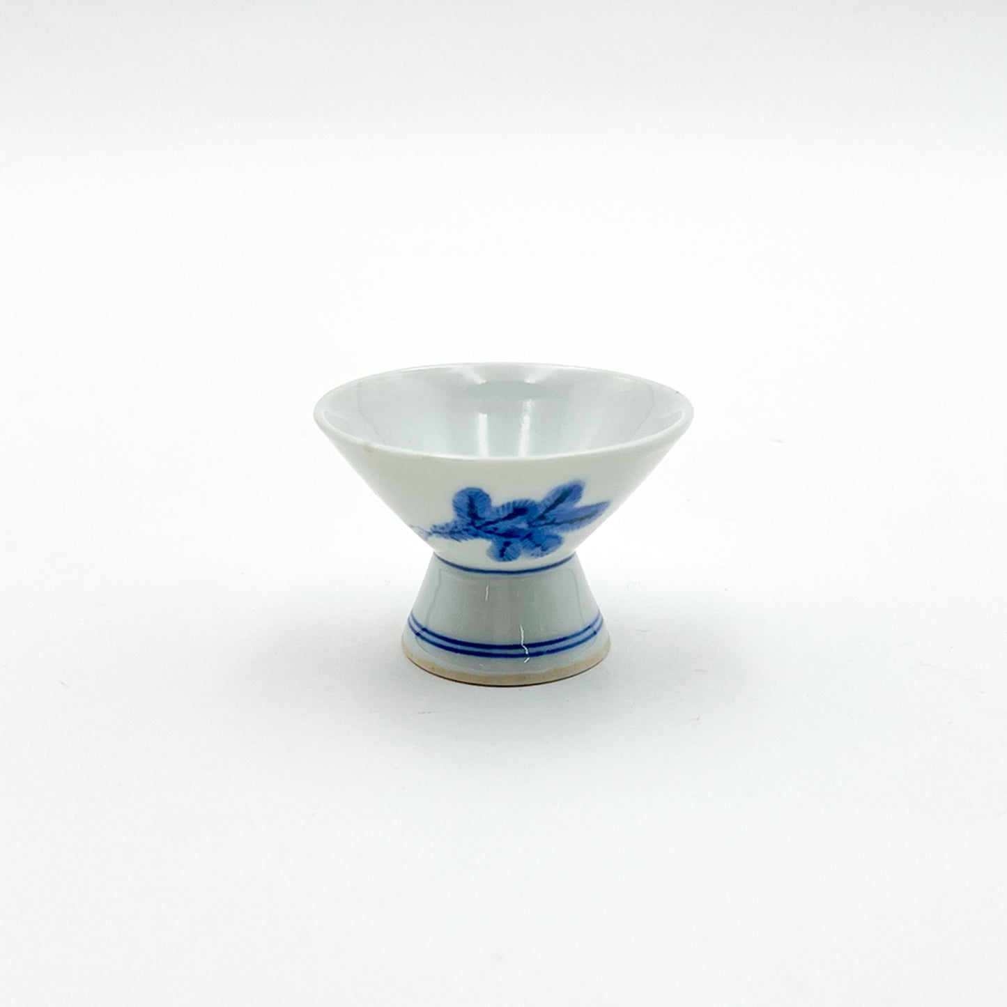 VINTAGE Pedestal Sake Cup A