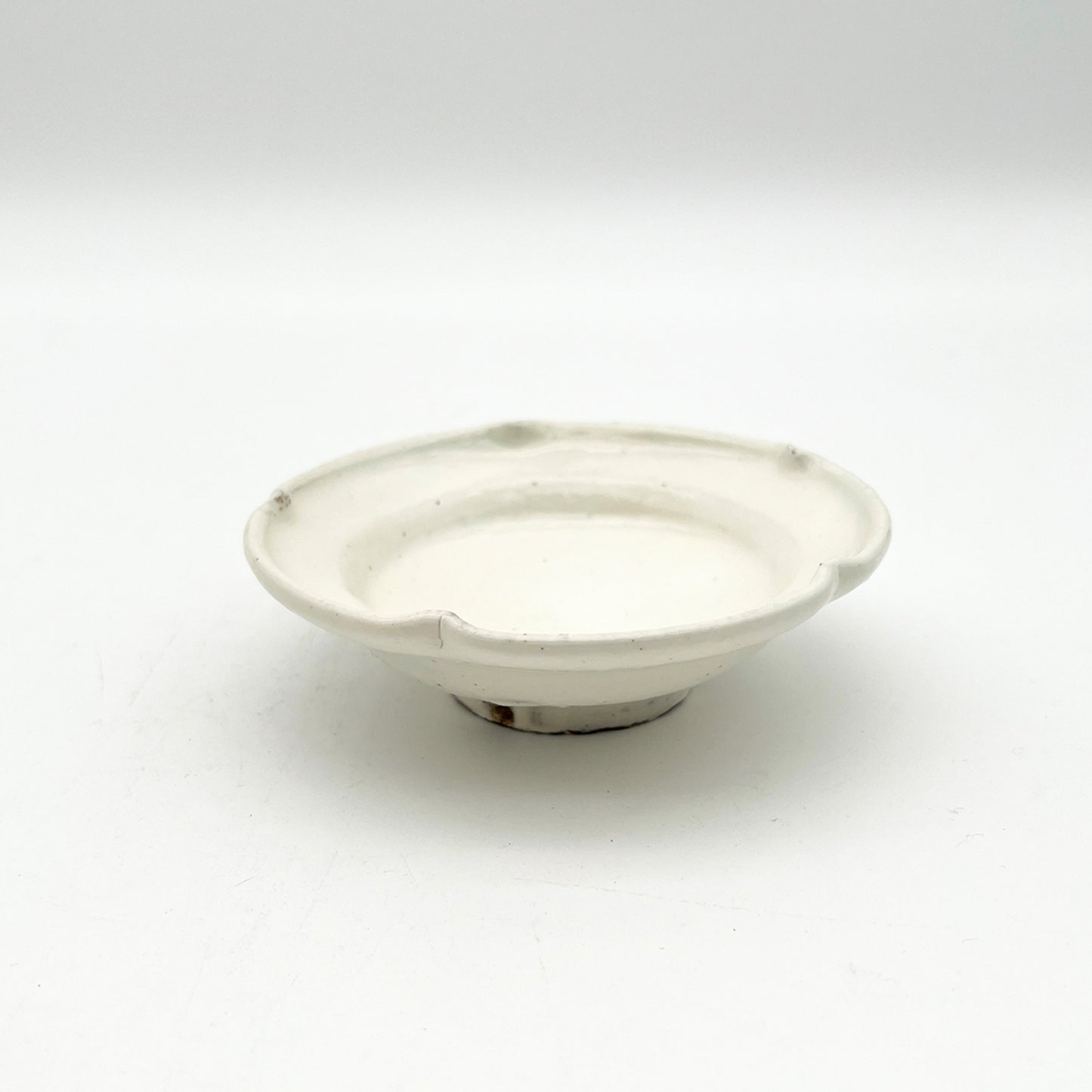 Rimmed Small Plate_Nobuhiko Oyama