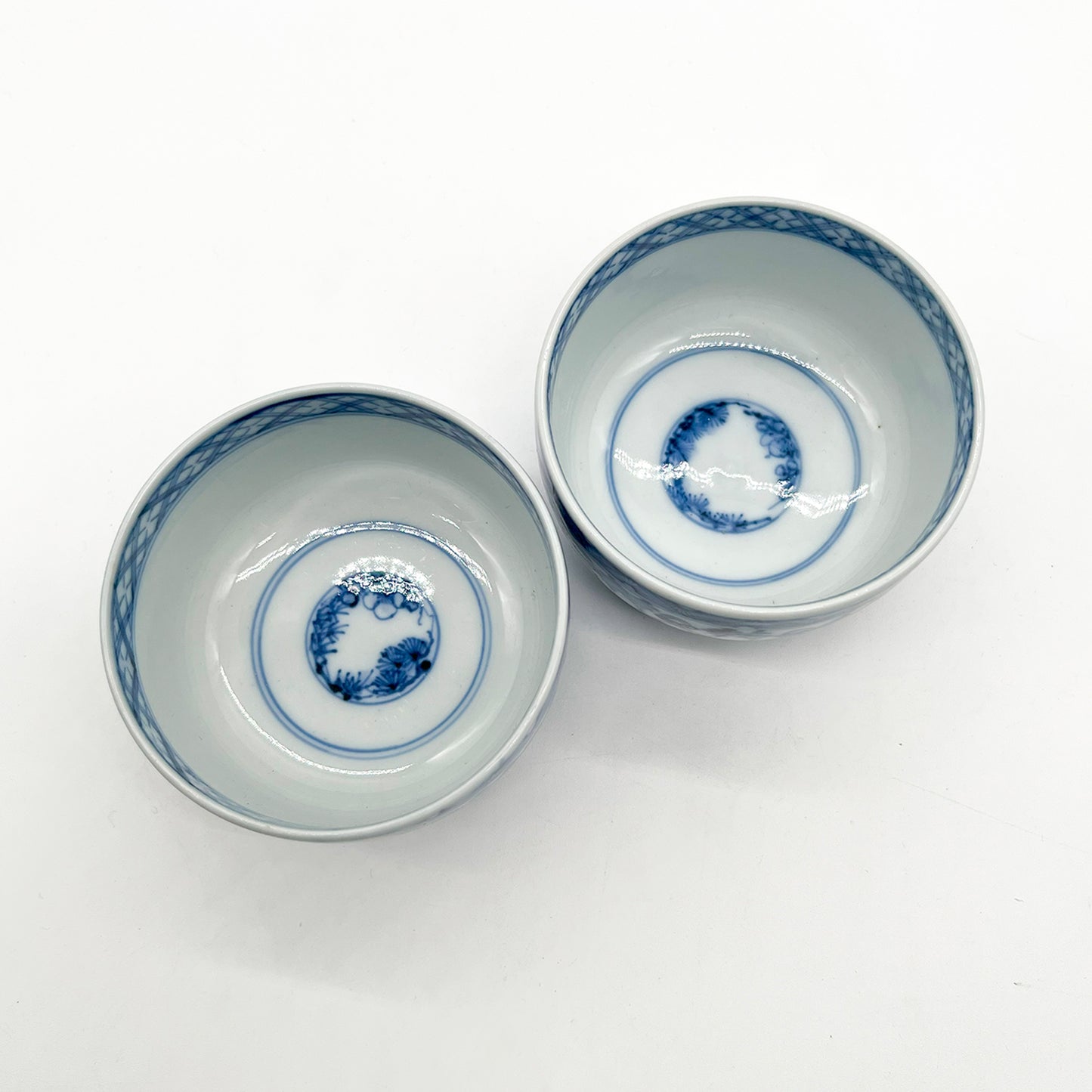 ANTIQUES Tea cup 55A