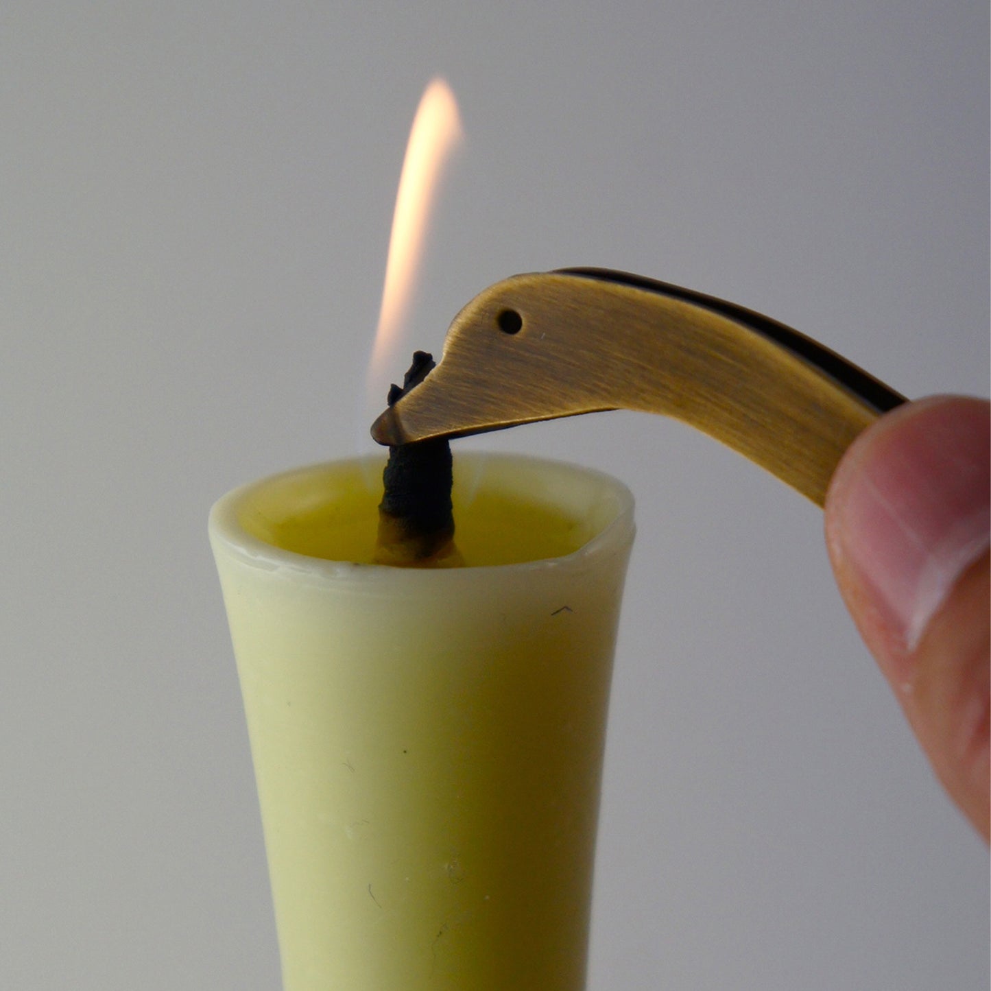 Candle snuffer