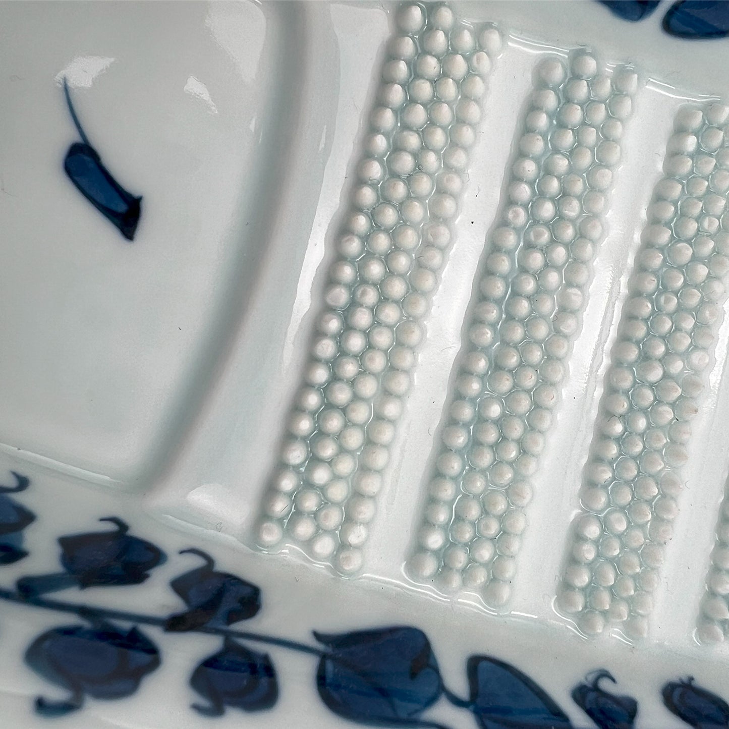 VINTAGE BW Grated Radish Dish