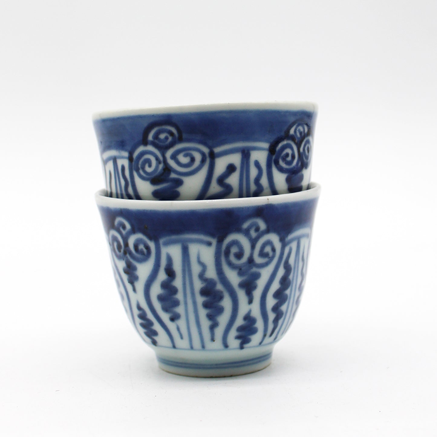 ANTIQUES Tea Cup 55F