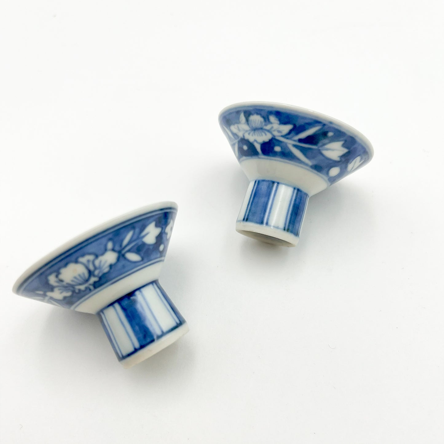 VINTAGE Pedestal Sake Cup B
