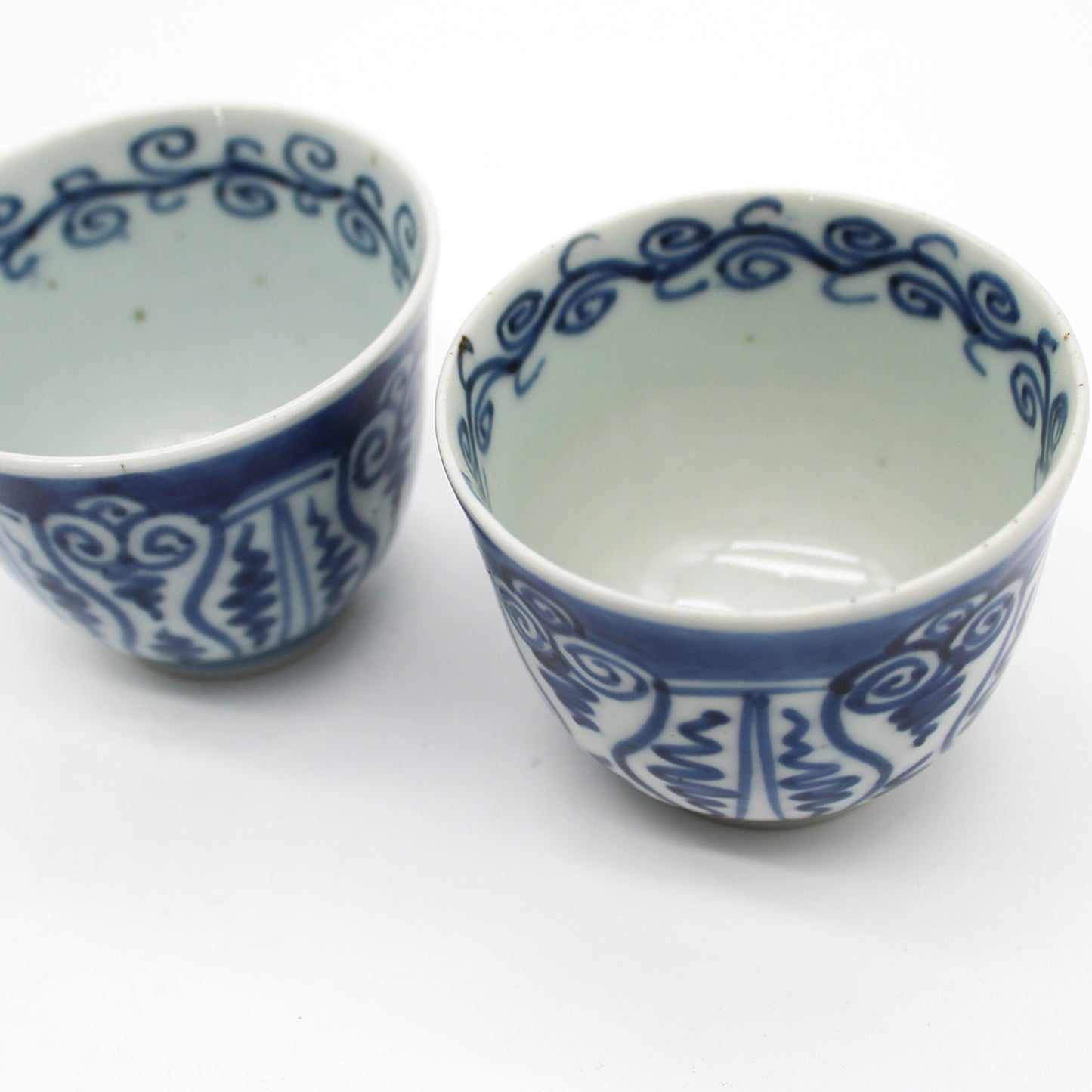ANTIQUES Tea Cup 55F