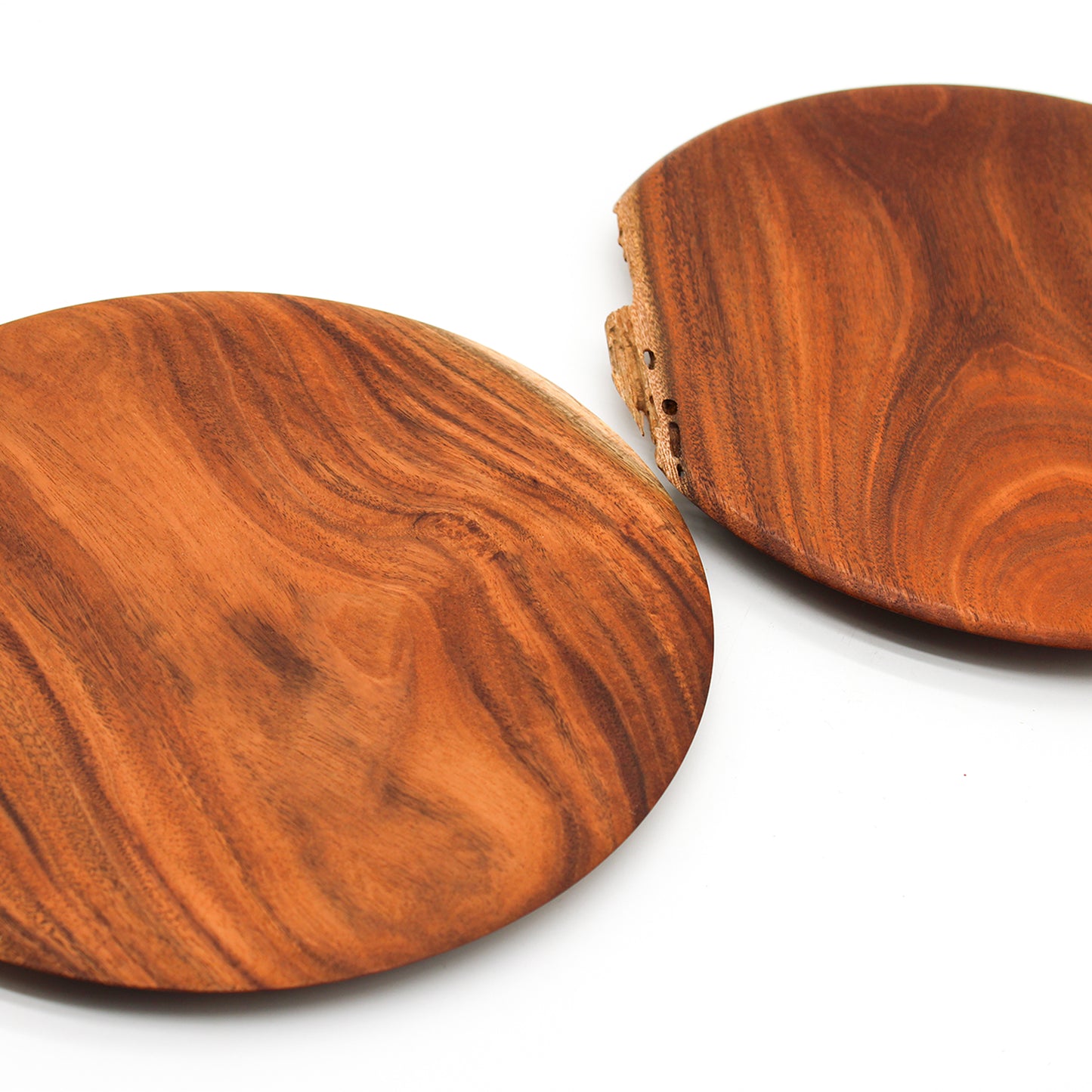 Round Plate A_Yuriko Nishiishigaki