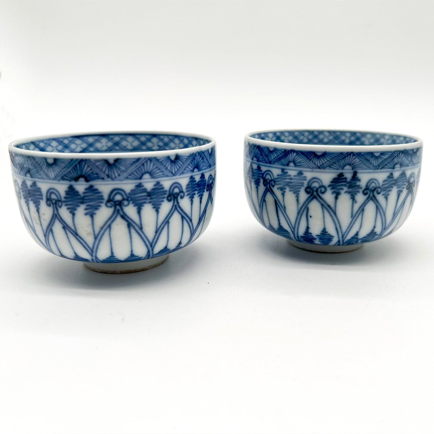 ANTIQUES Tea cup 55A
