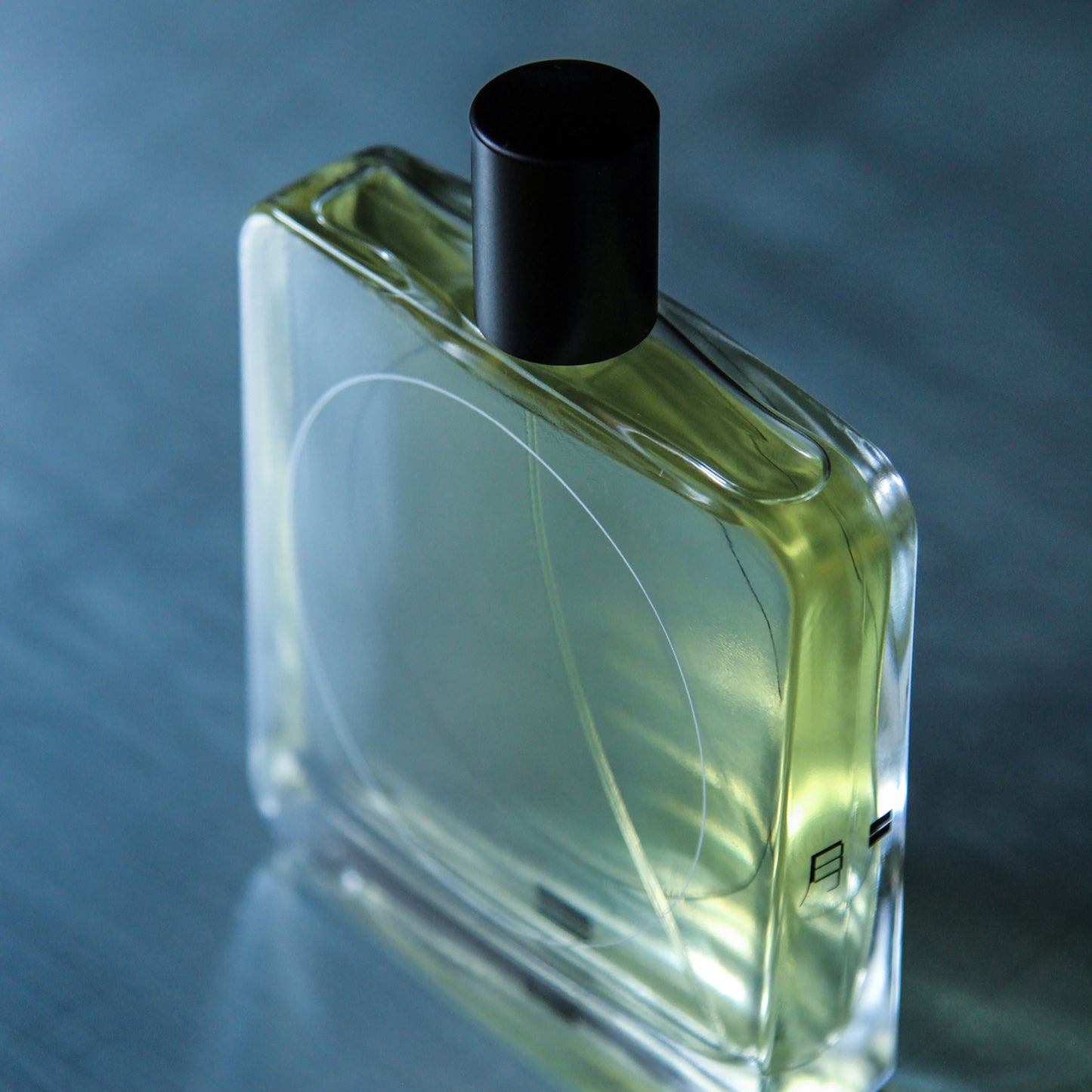 MOON Scent for Space AOIRO