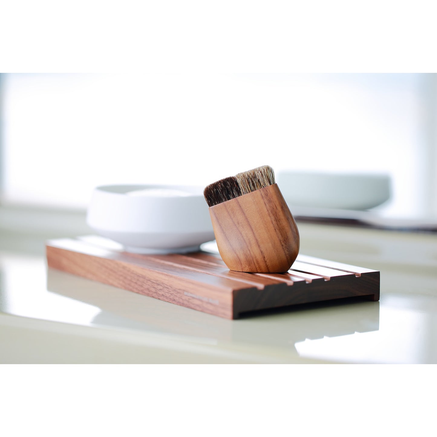 SUVÉ Hand treatment brush