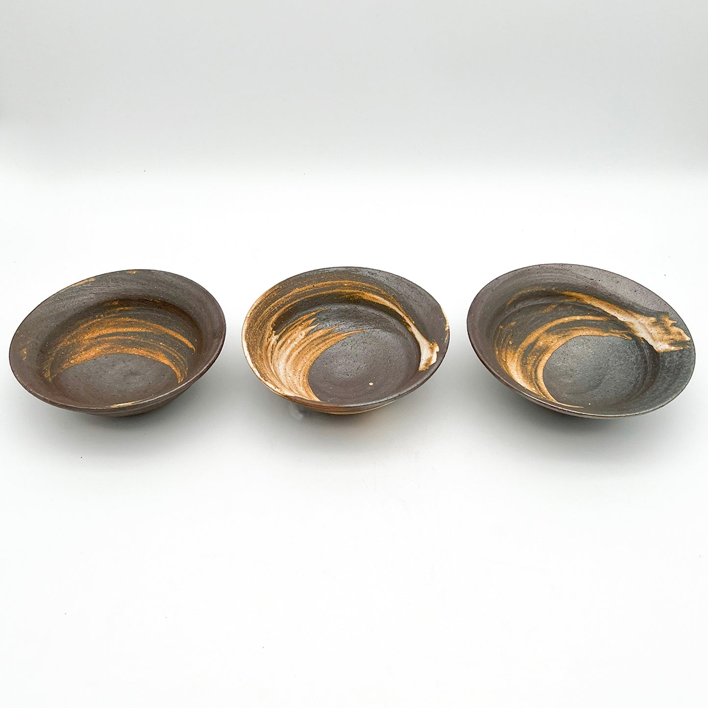 Carbonized Shallow Bowl_Aki Tamiya