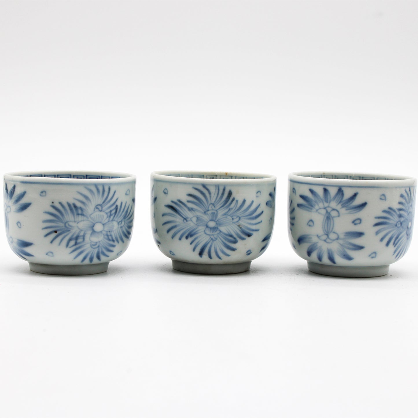 VINTAGE Sake cup 55B