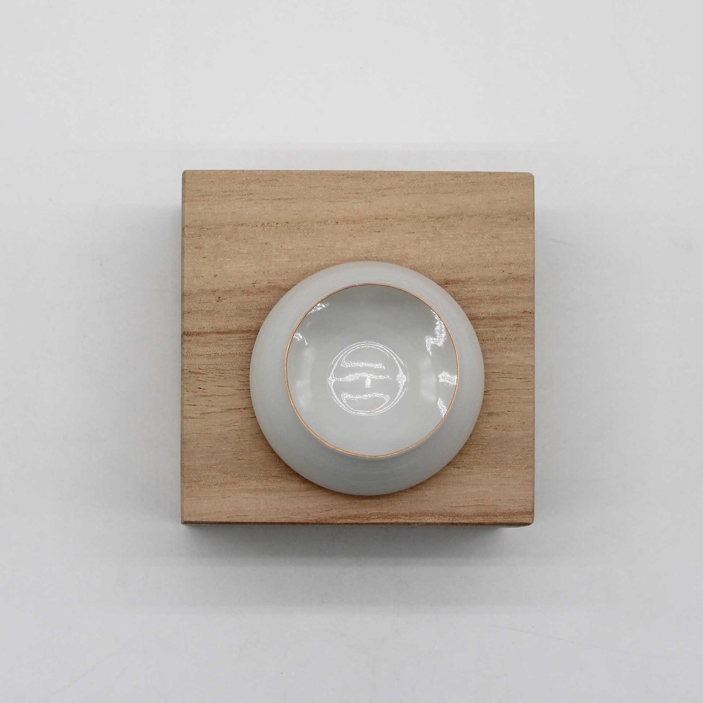 Eggshell Sake Cup Fuji
