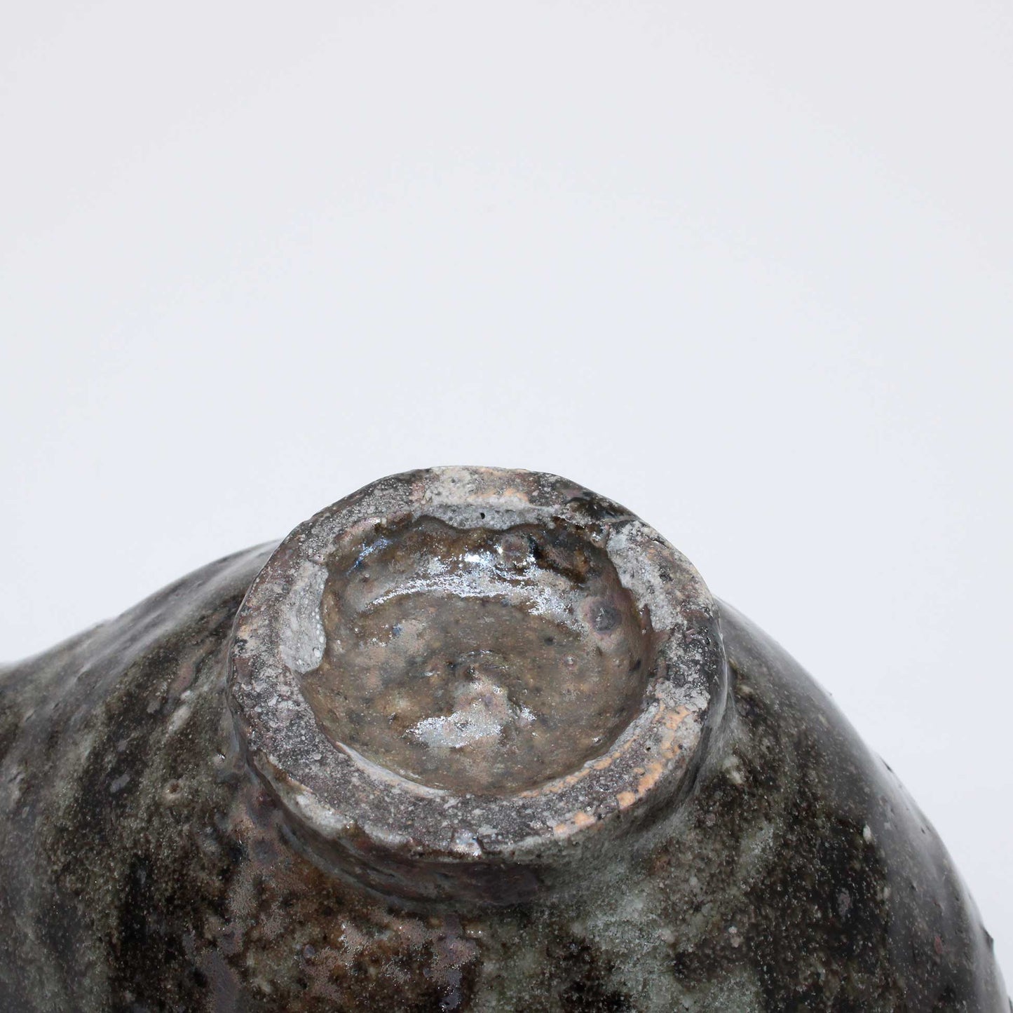 White Glaze Lipped Bowl 59A_Toru Hatta