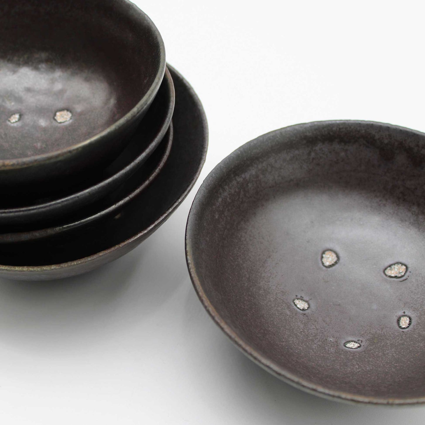 Black glaze rice bowl 57A_Kanata Shisama