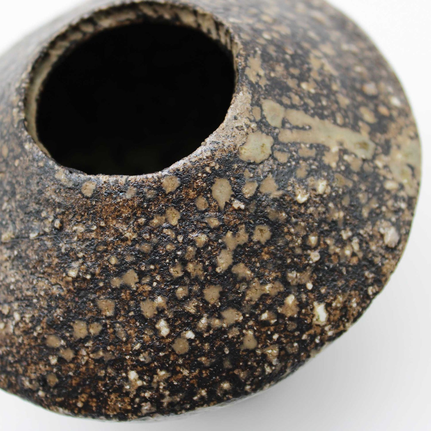 Handbuilt Flower Vessel 57A_Souji Tsurumi