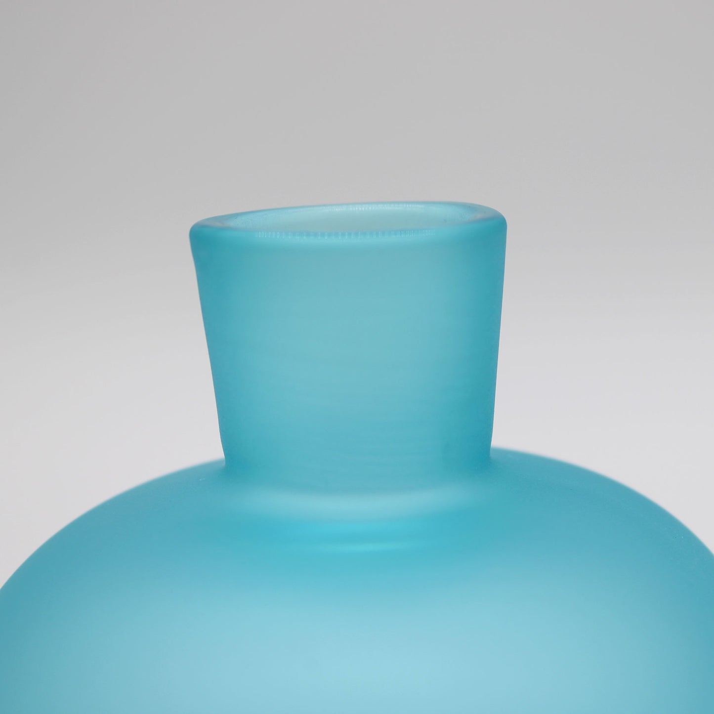 Frost vase Hill Light blue