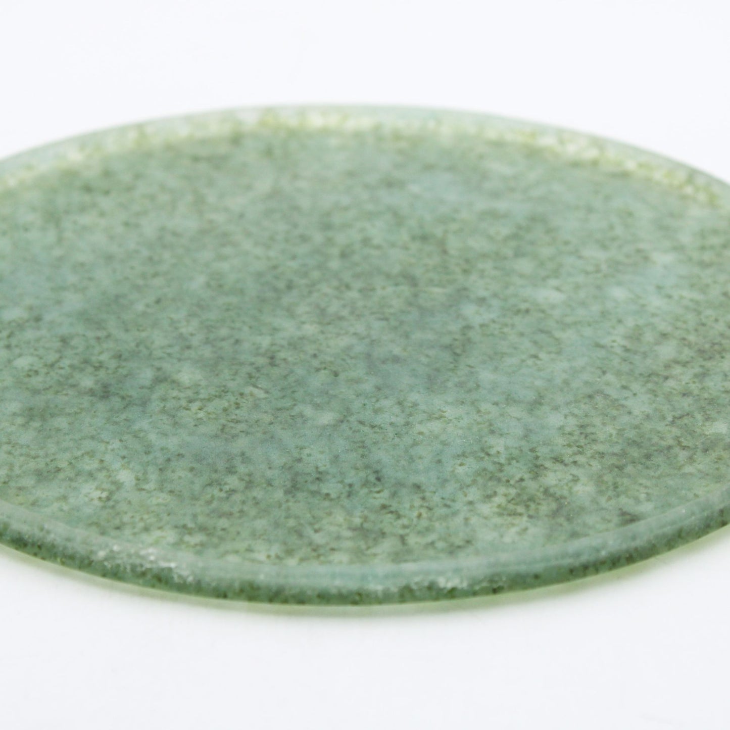 plate M_glass casting deep green_Yohei Goto