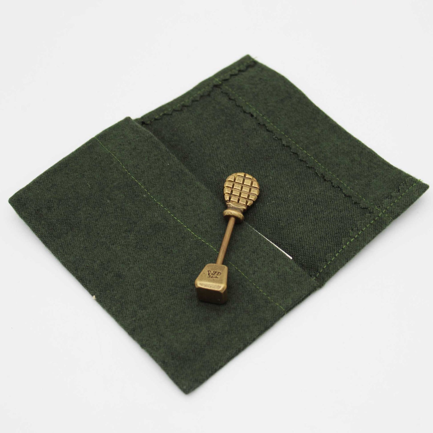 Pinch Totem Key Holder Brass
