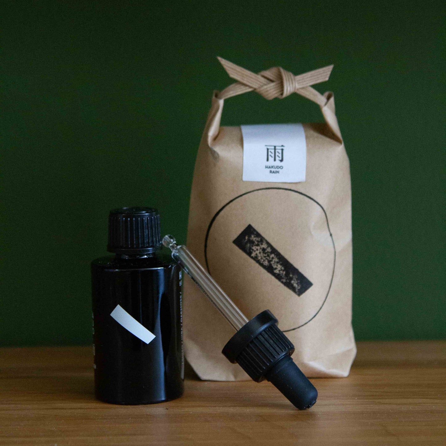RAIN Botanical Essence AOIRO