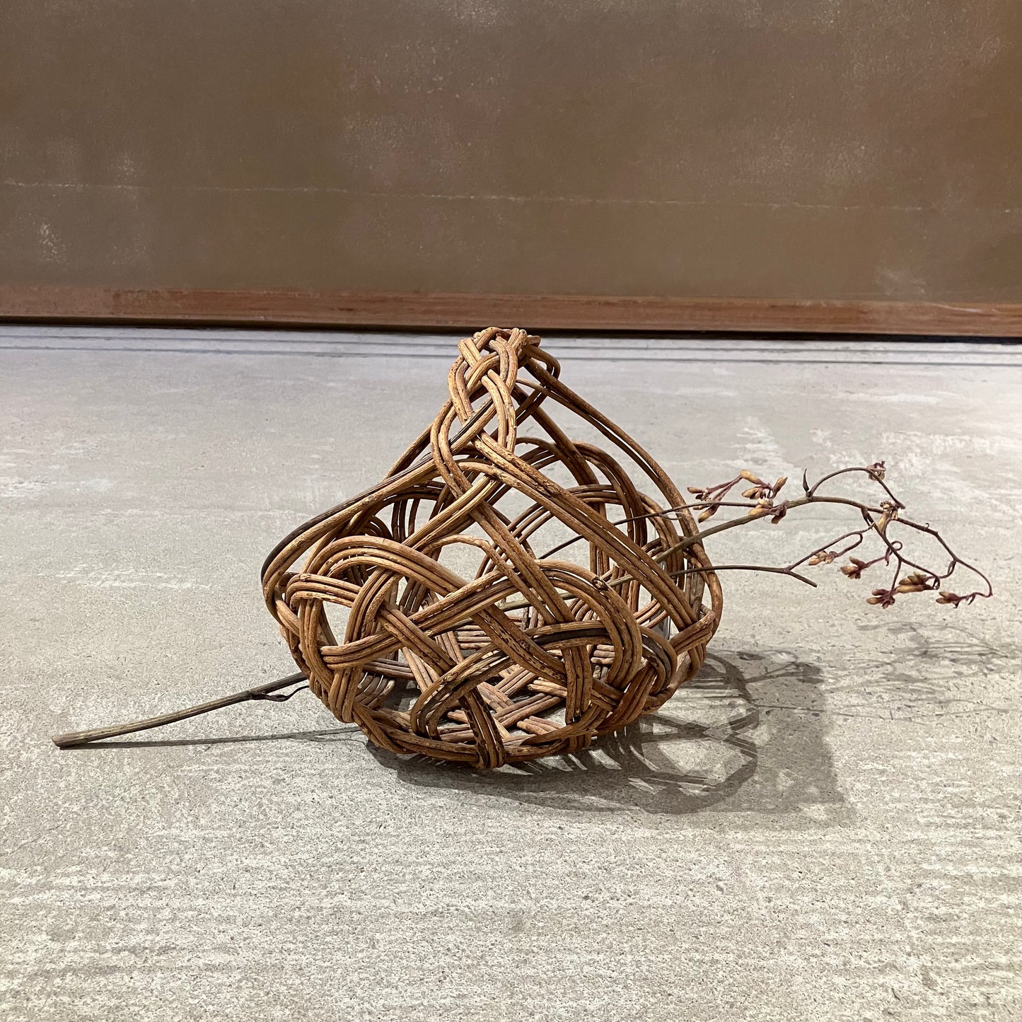 Moe Watanabe Basket