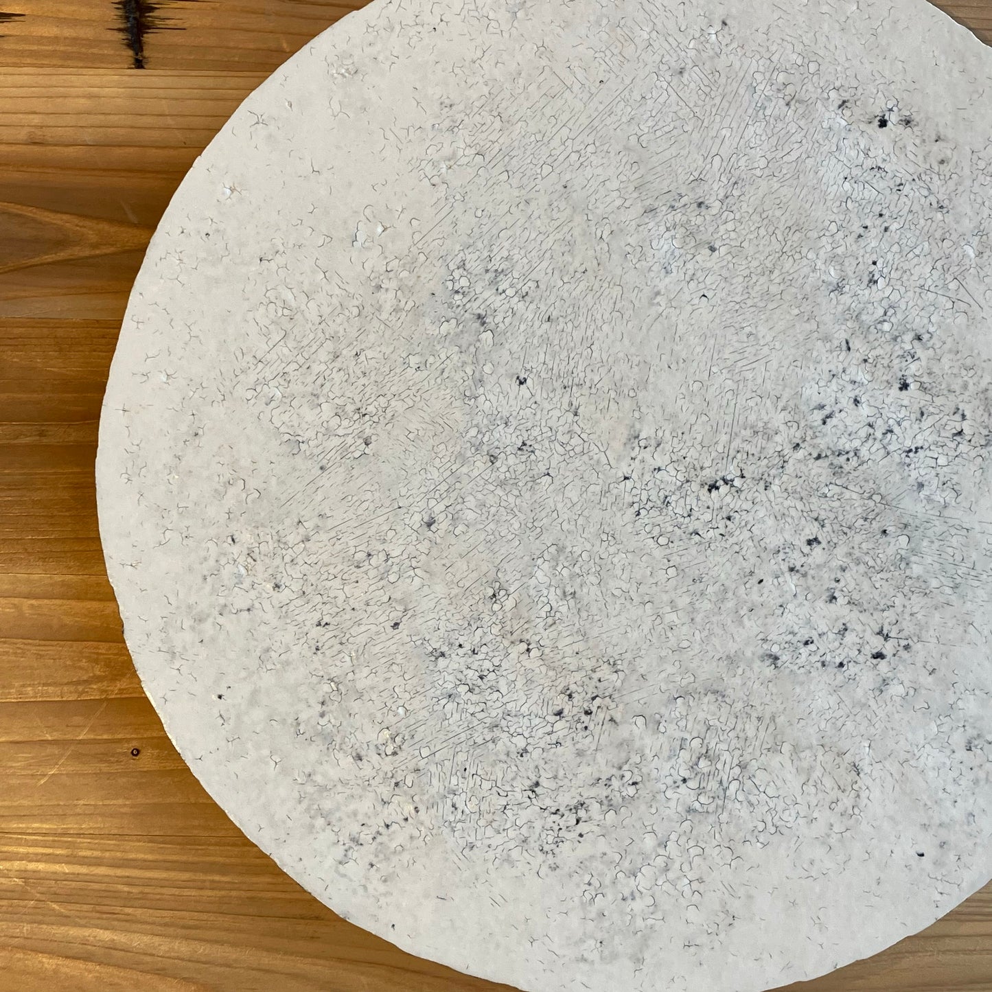 Takuya Yokoyama2 Round pedestal dish