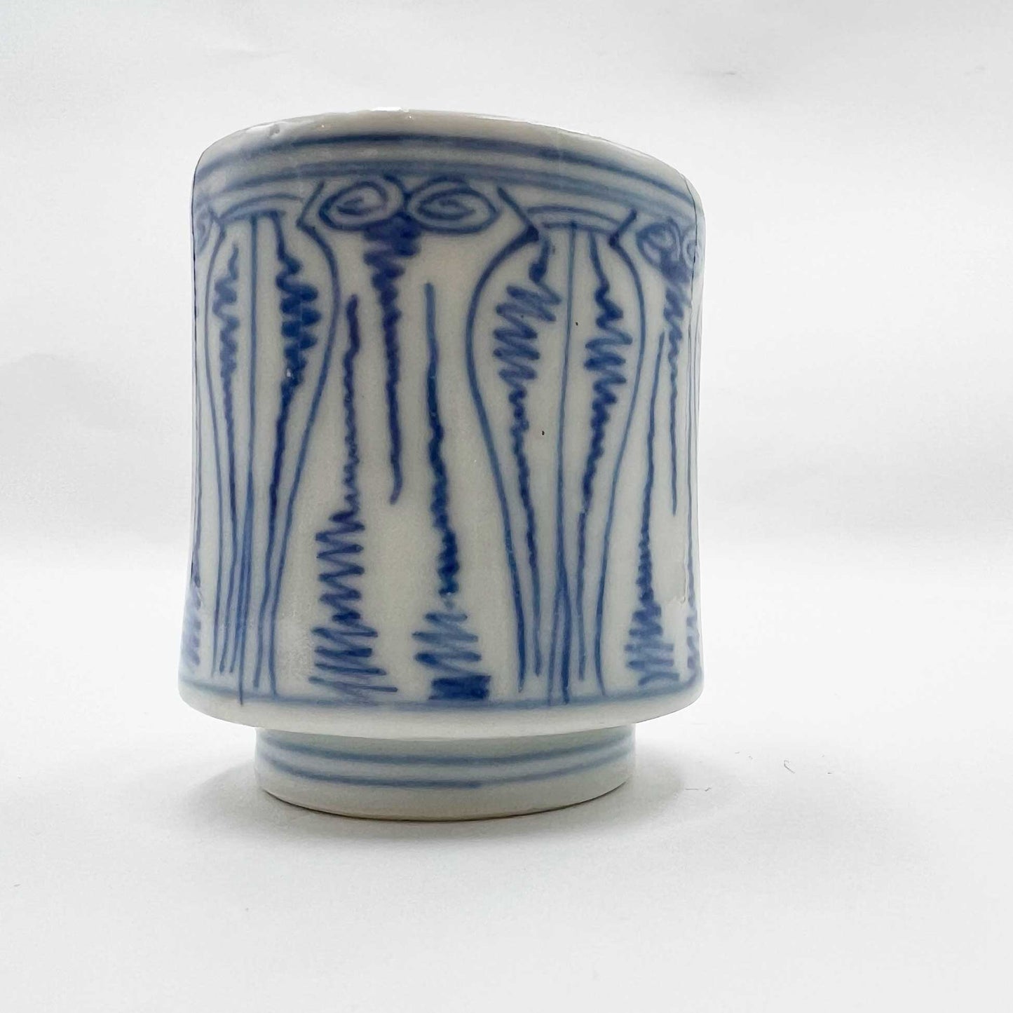 VINTAGE Sake Cup E_57A
