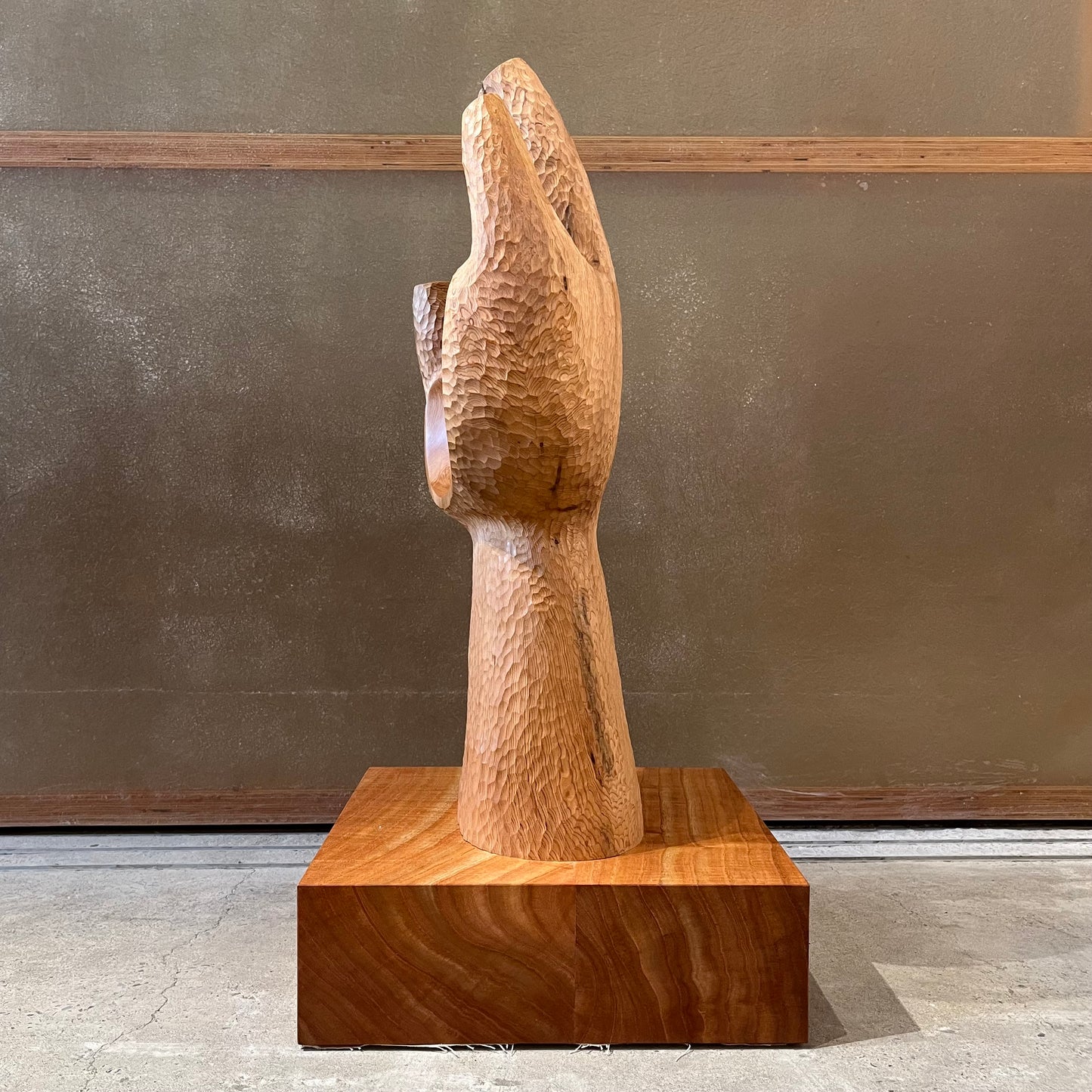 object TENOHIRA (palm (of one's hand)) Akihiro Woodworks