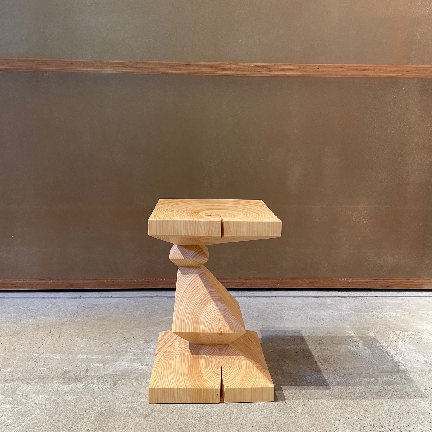 jincut stool 450