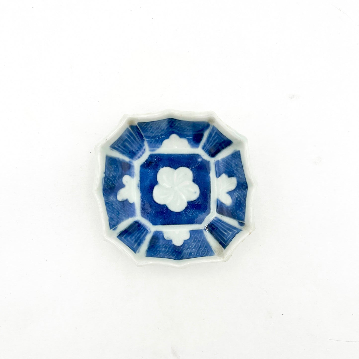 Japanese antique BW Irregular Small Plate