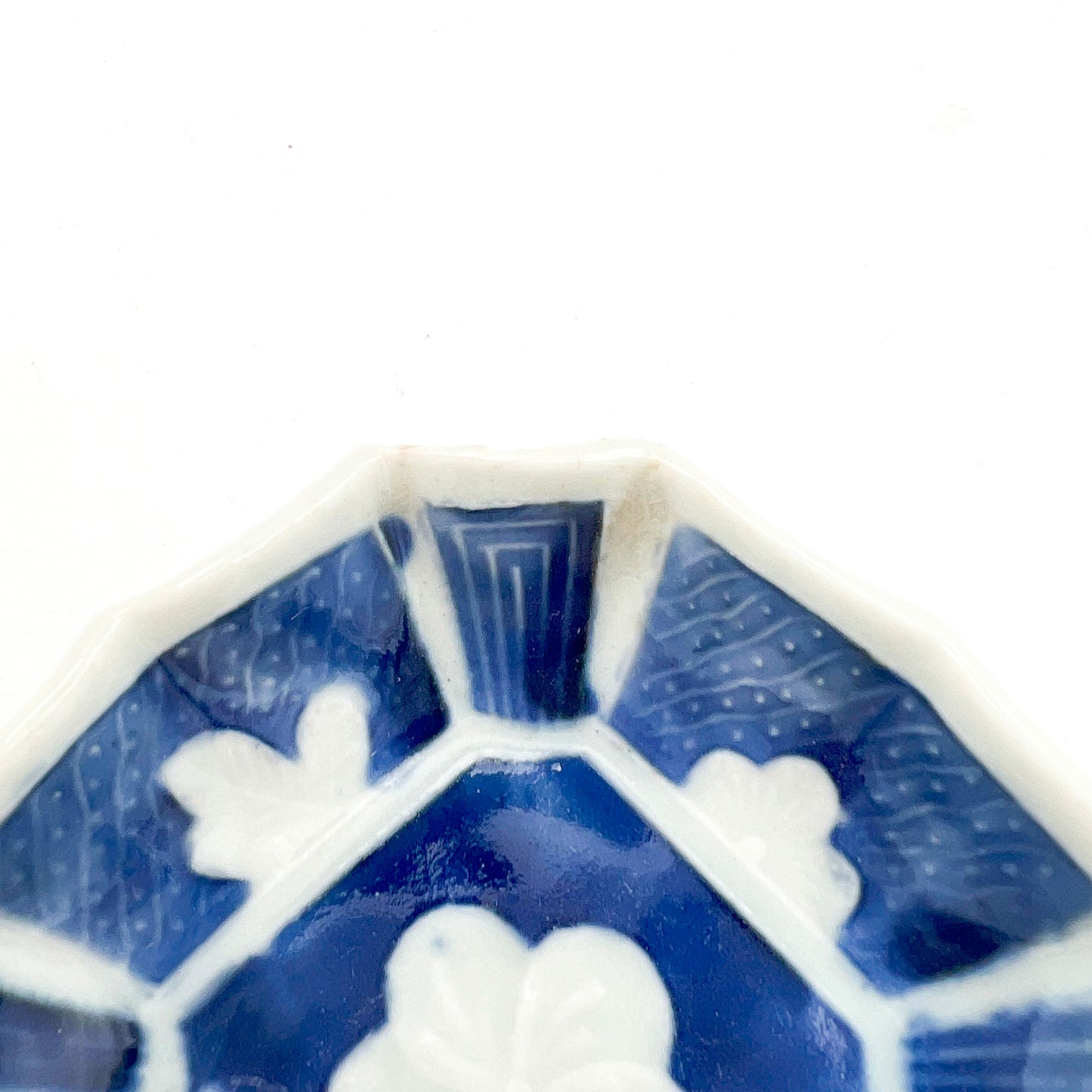 Japanese antique BW Irregular Small Plate