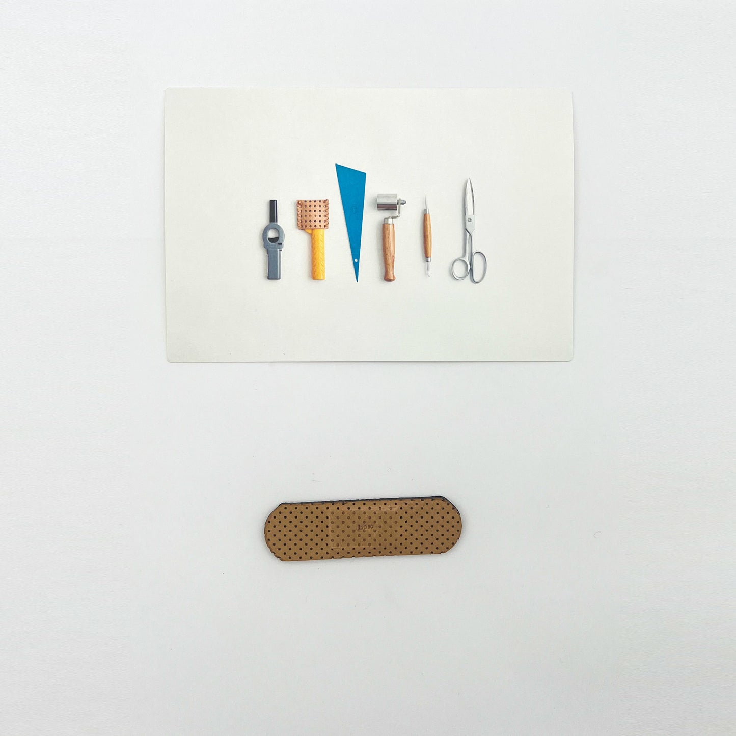 Leather magnet long
