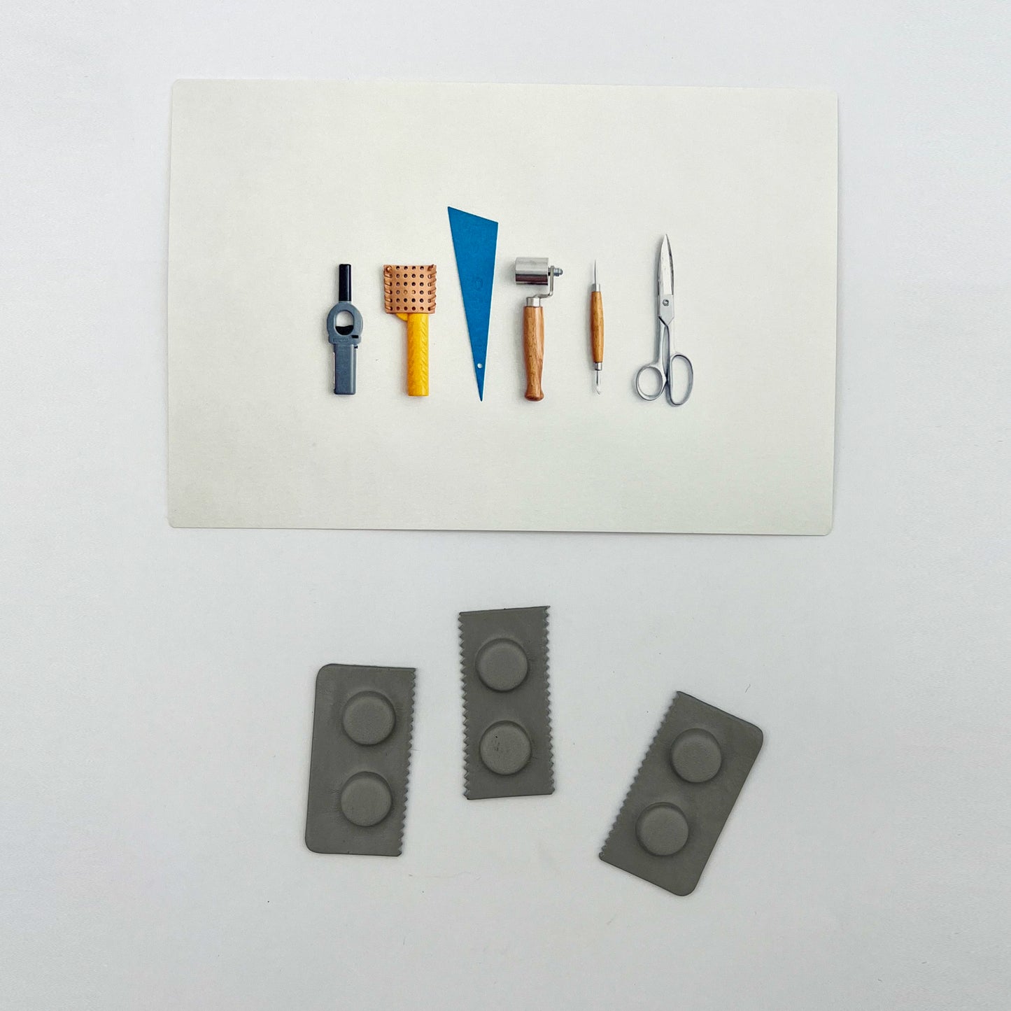 Leather magnet pill