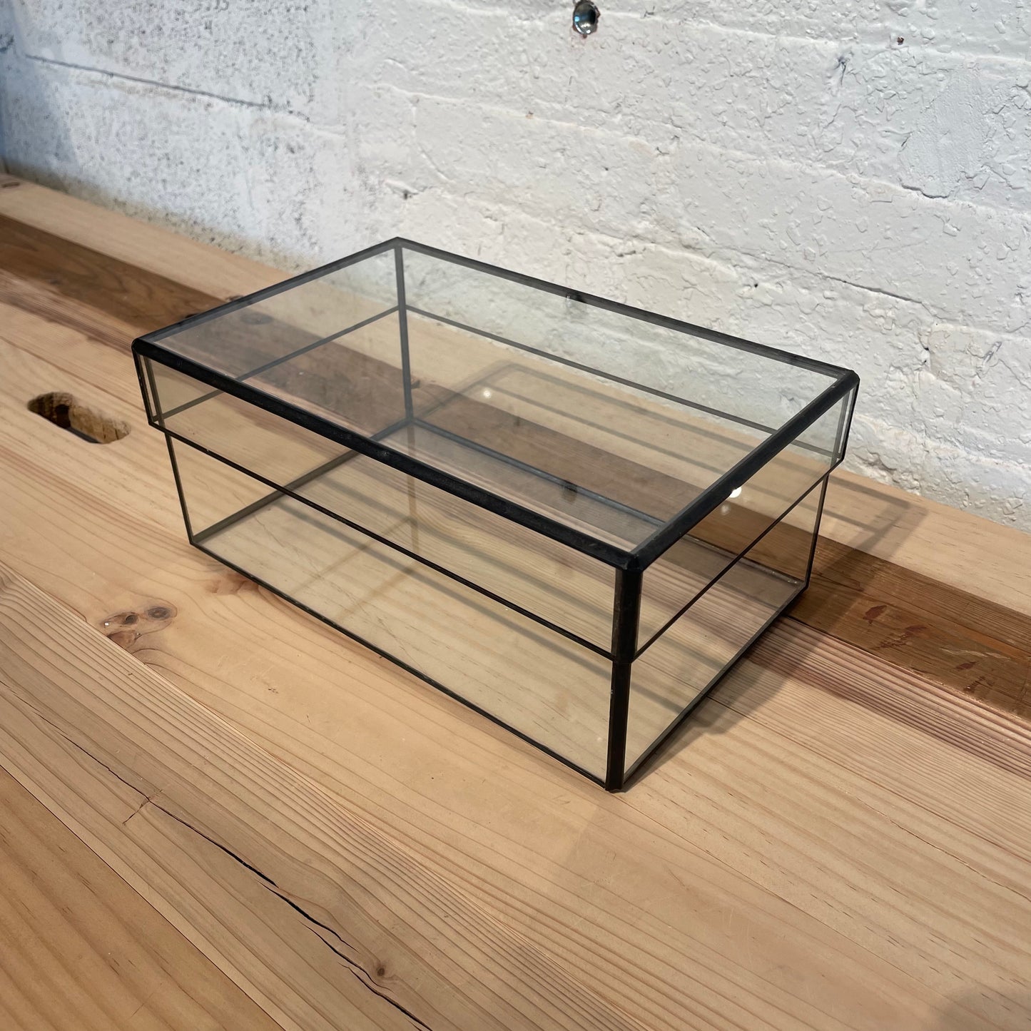 GLASS BOX-M