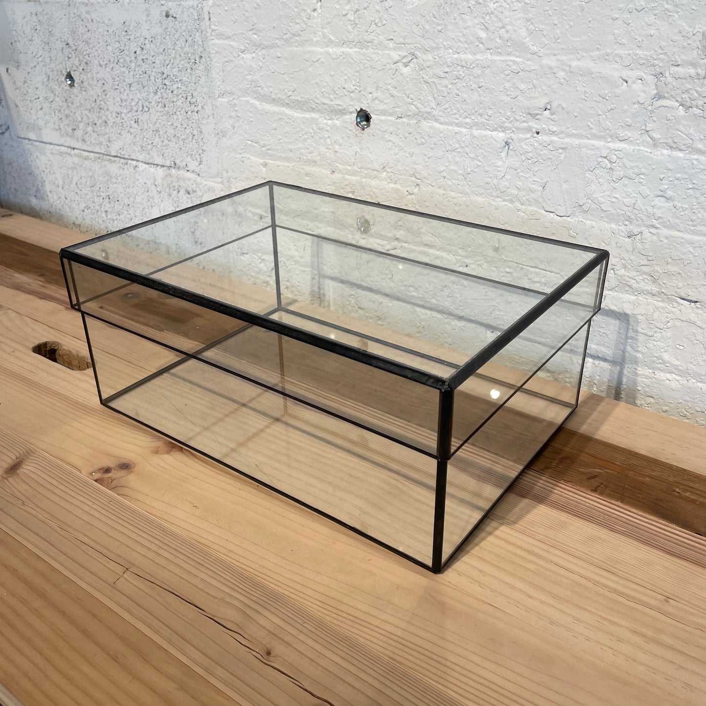 GLASS BOX-L