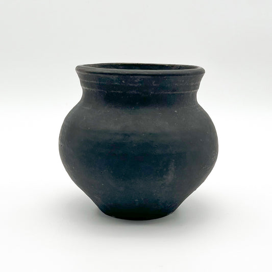 Flower Vase B_Ono Tai