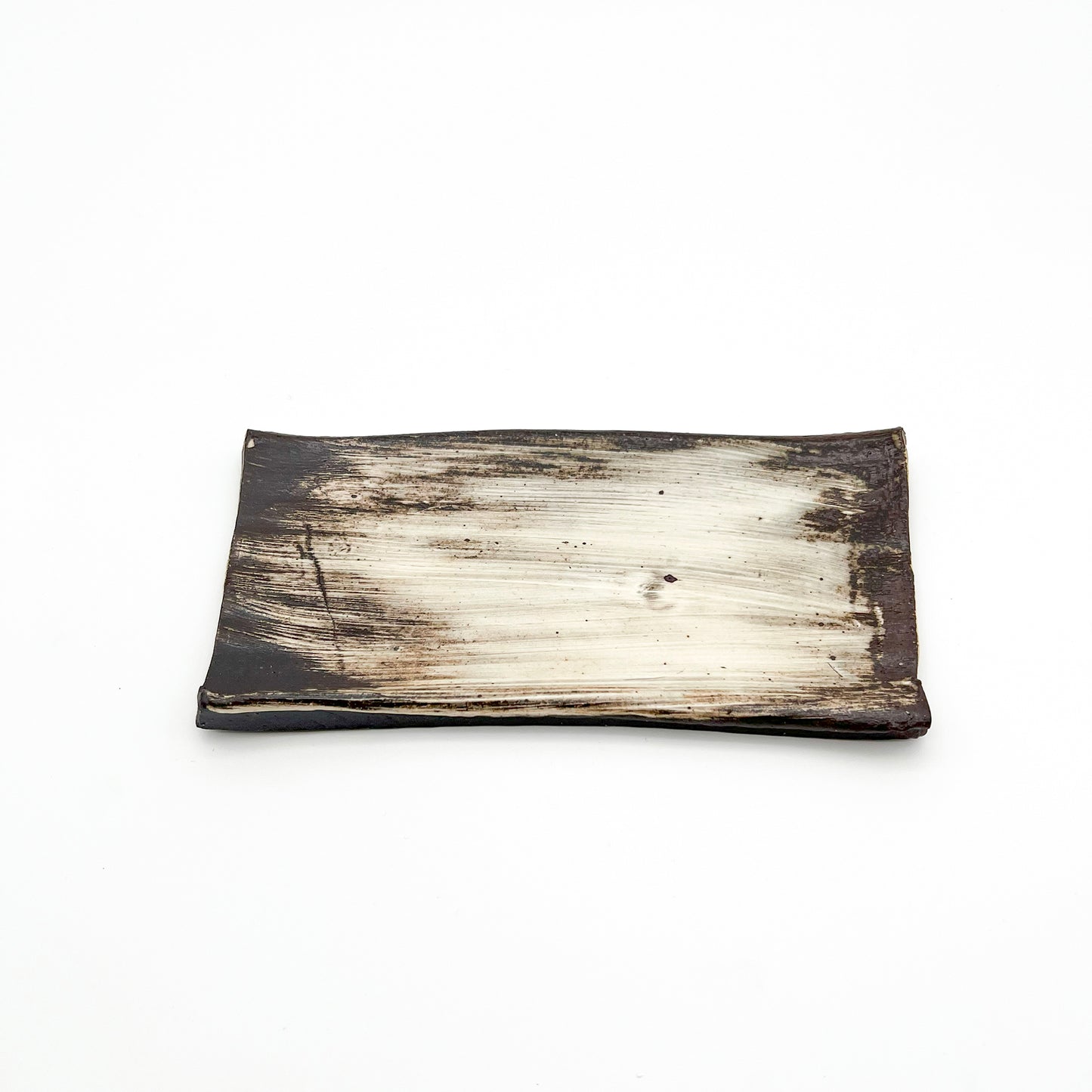 Blushed Flat Plate_Ryutaro Yamada