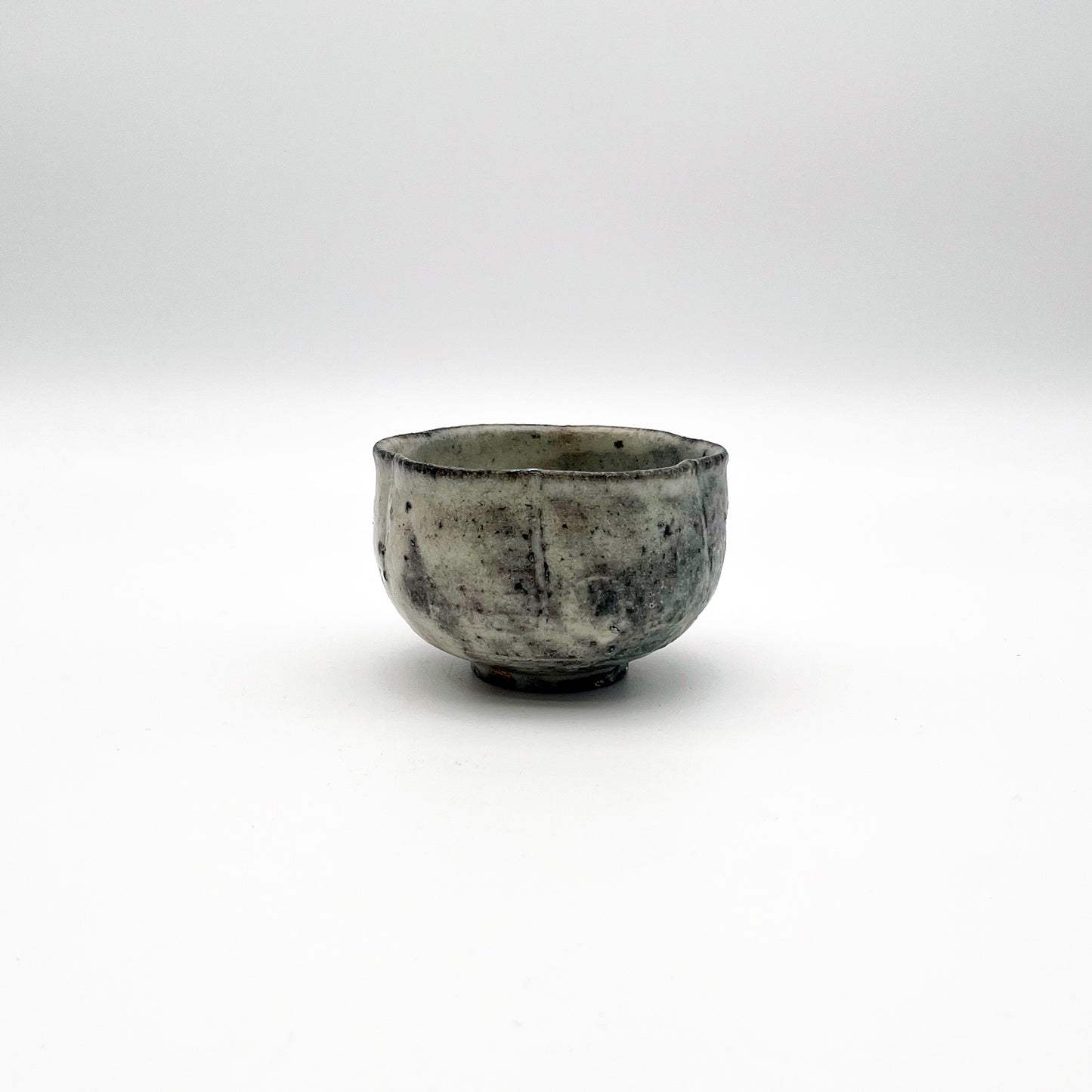 BOWL White Glaze Rimmed Flower Bowl N4
